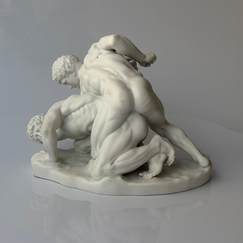 Escultura “The Wrestlers”