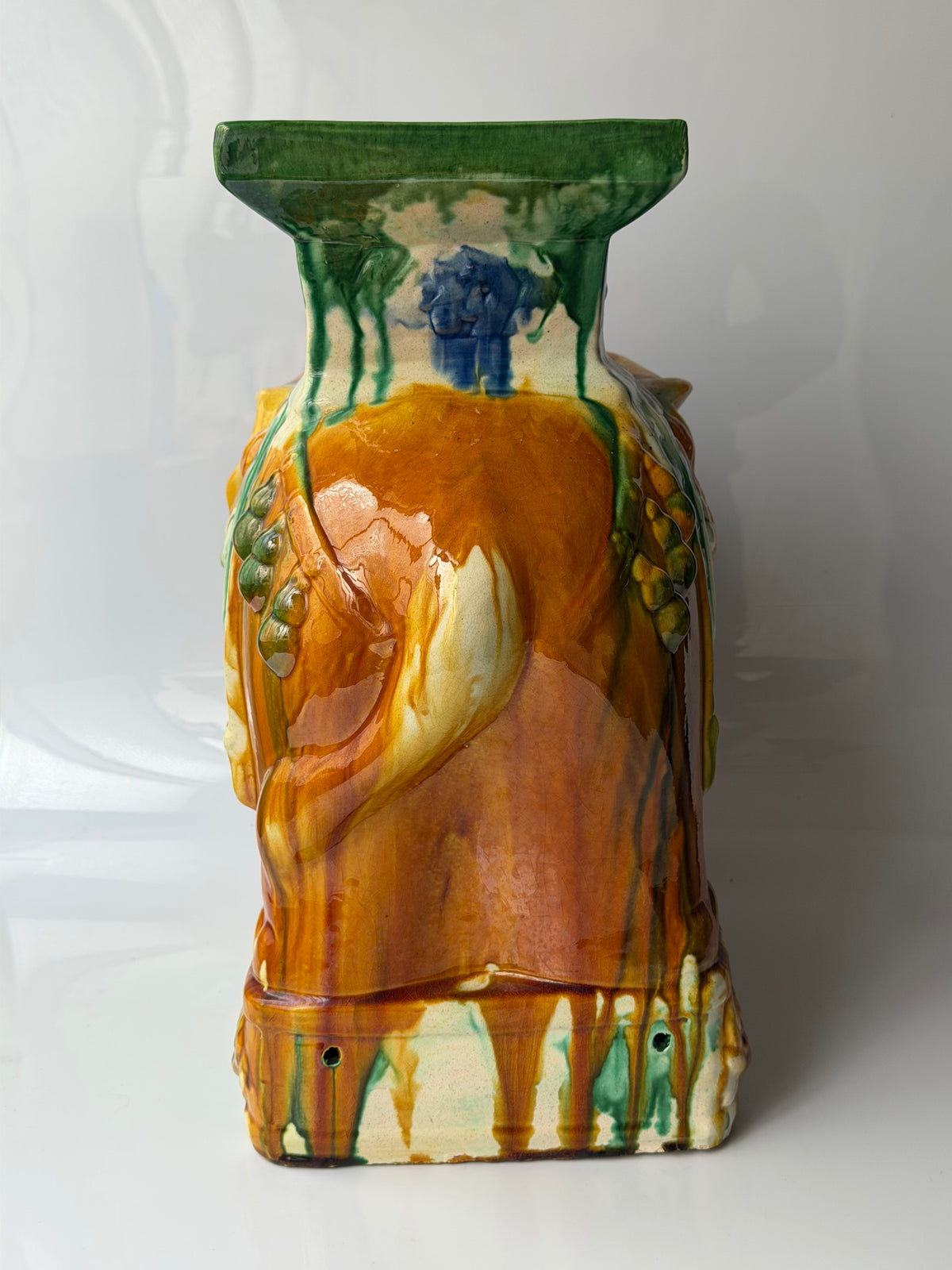 Elefante de Cerâmica Sancai, século XX