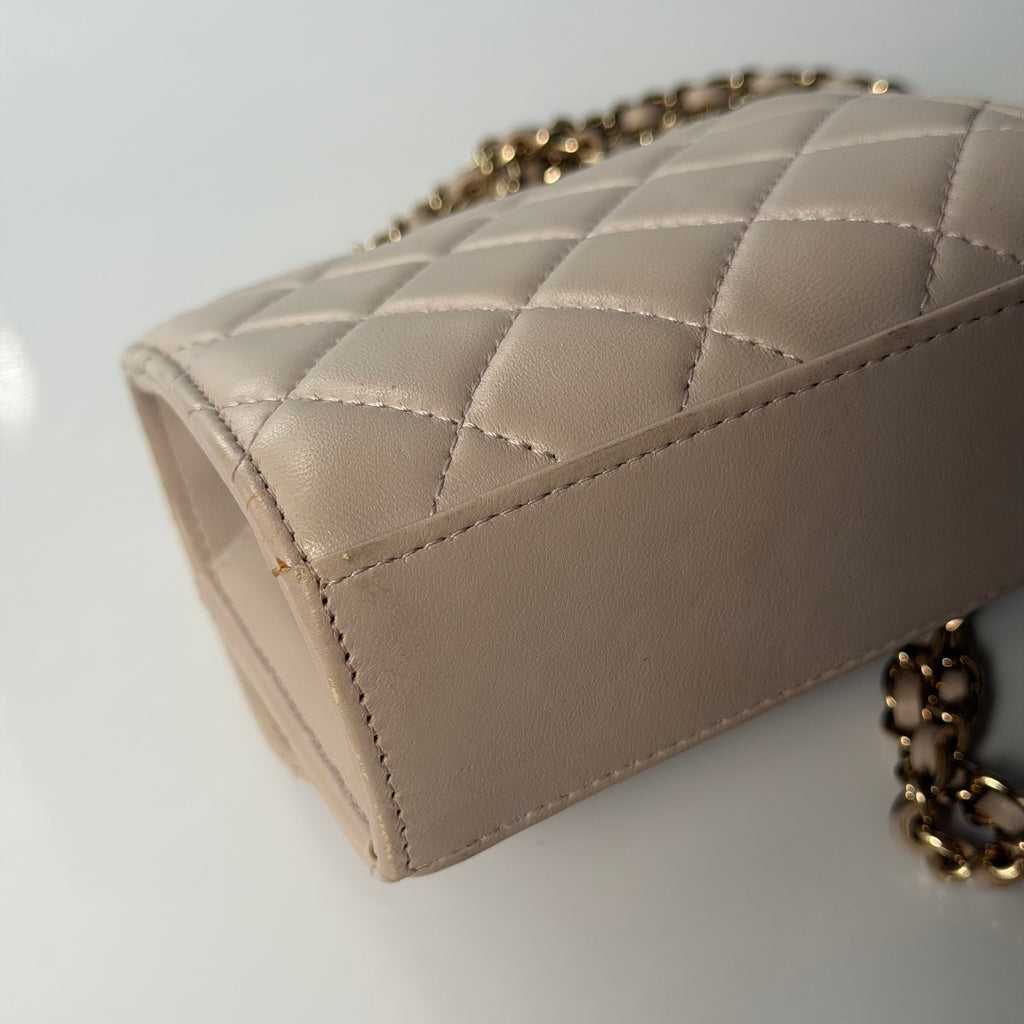 Chanel Rosé Micro Trendy Bag