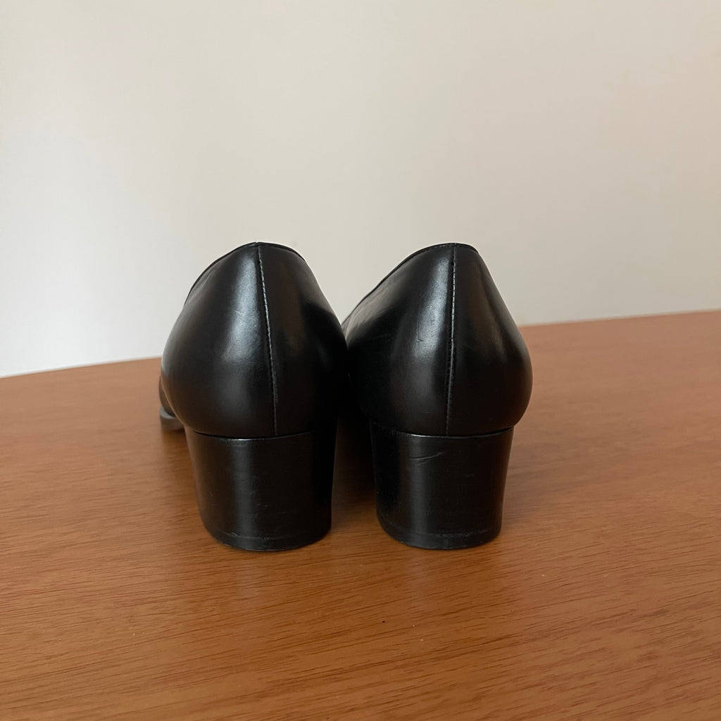 Gucci Vintage Black Leather Square-Toe Loafers