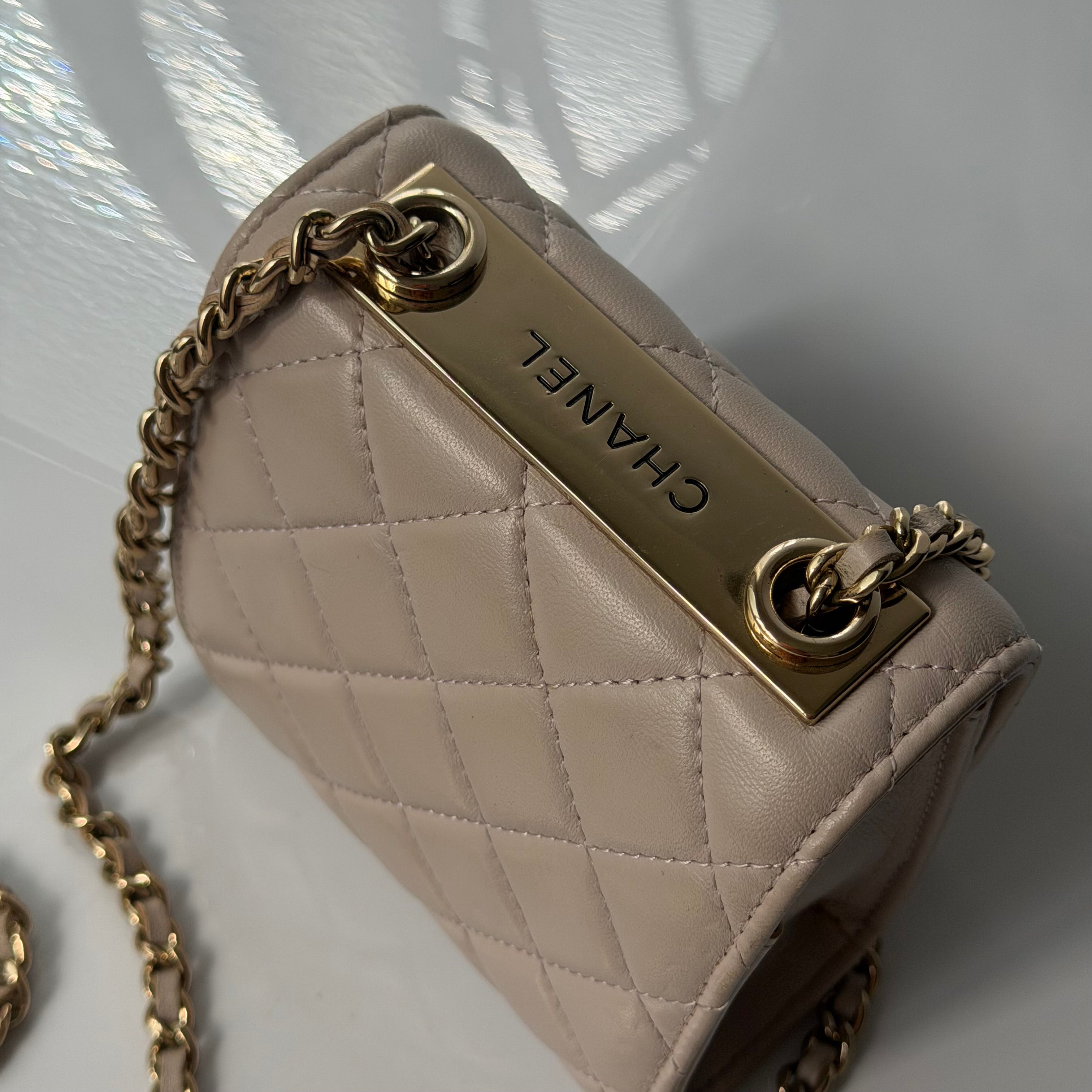 Chanel Rosé Micro Trendy Bag