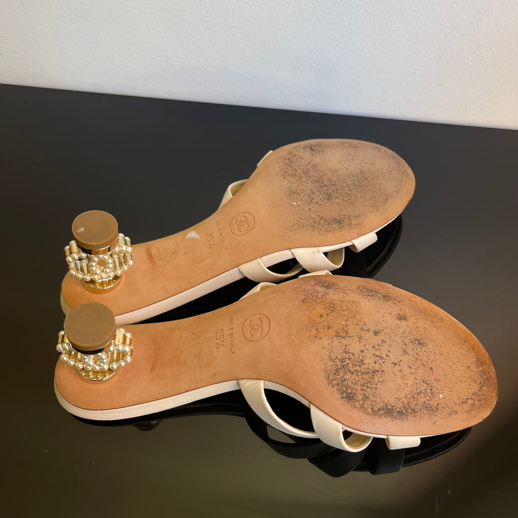 Chanel Vintage Pearl Logo Heels