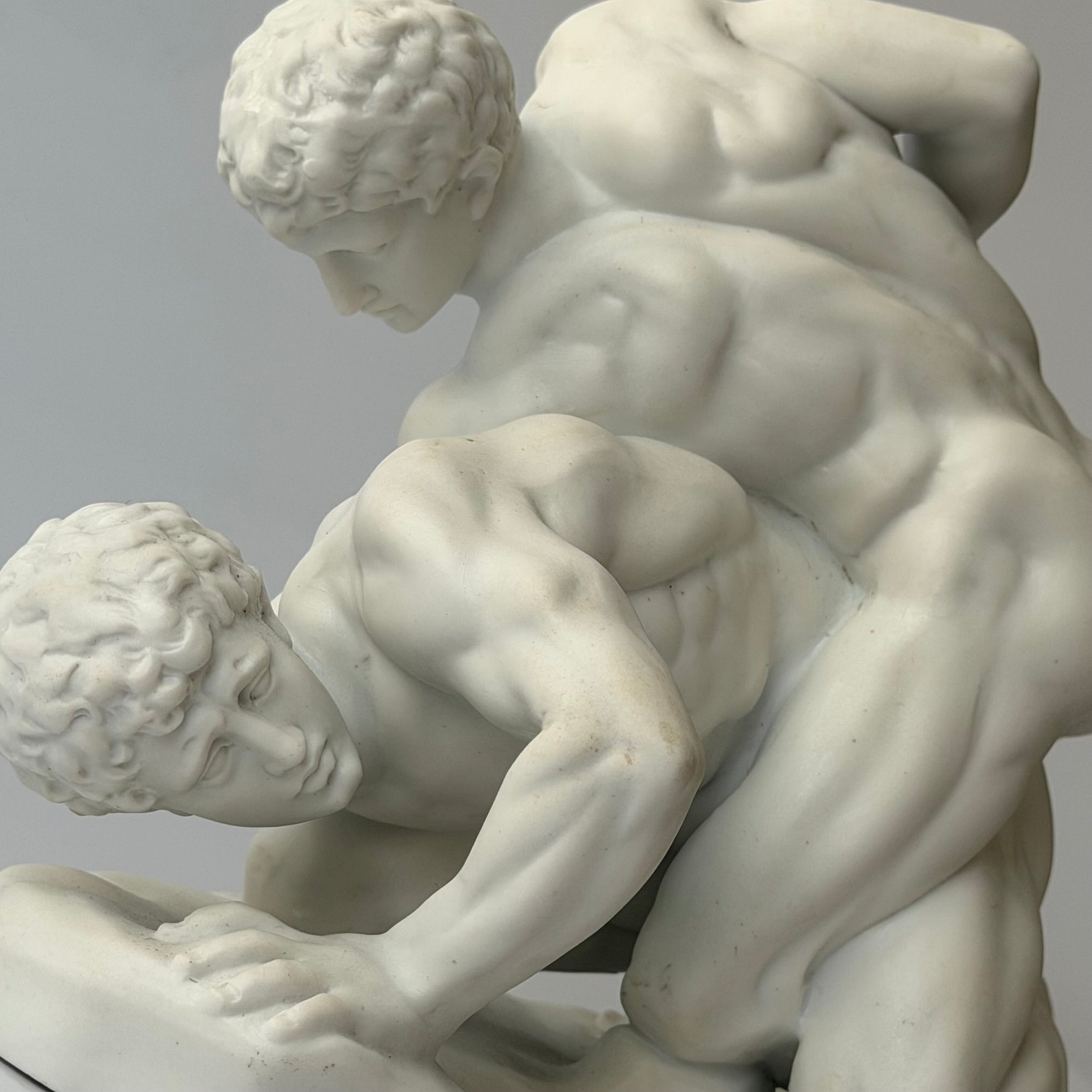 Escultura “The Wrestlers”