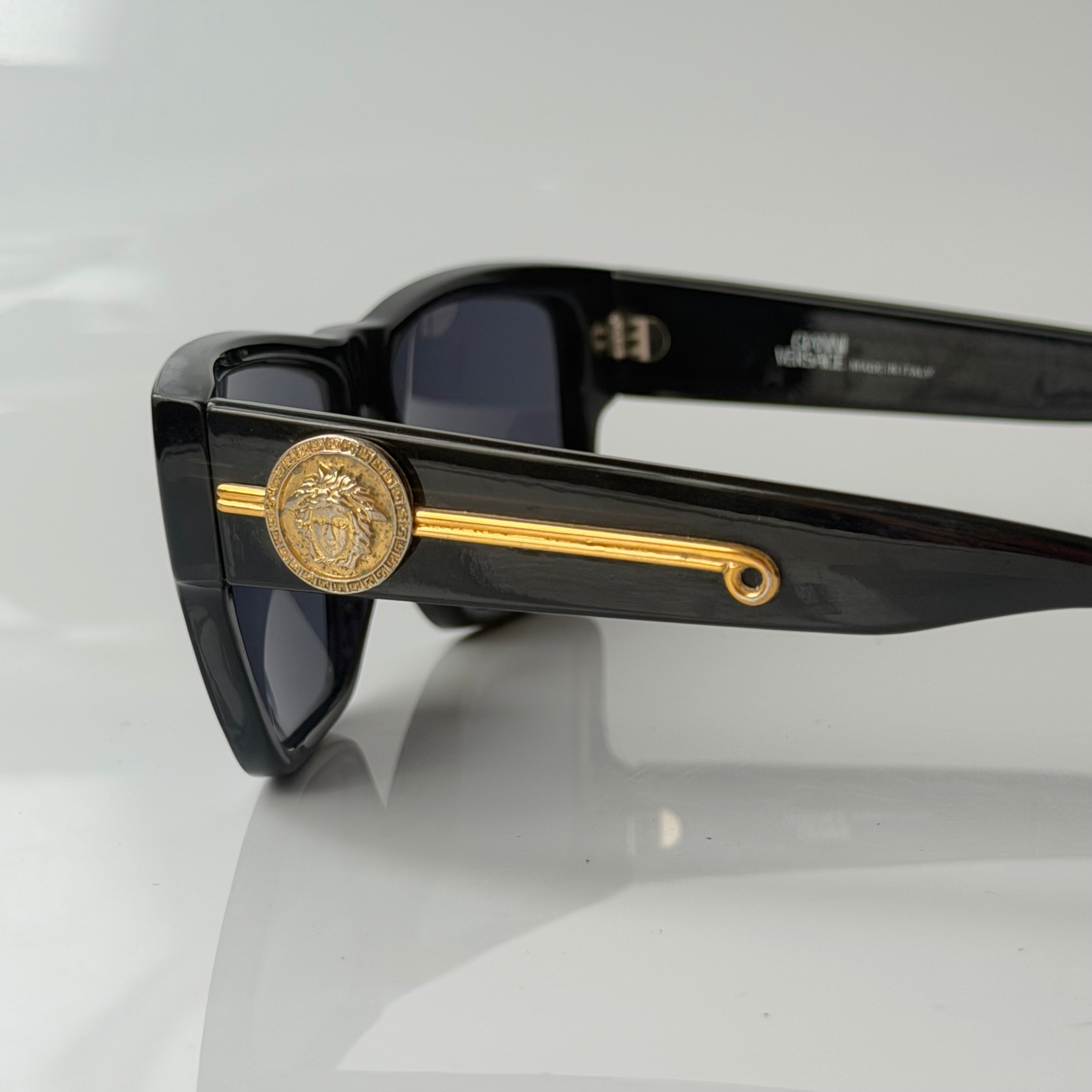 Gianni Versace 90s 372 Sunglasses