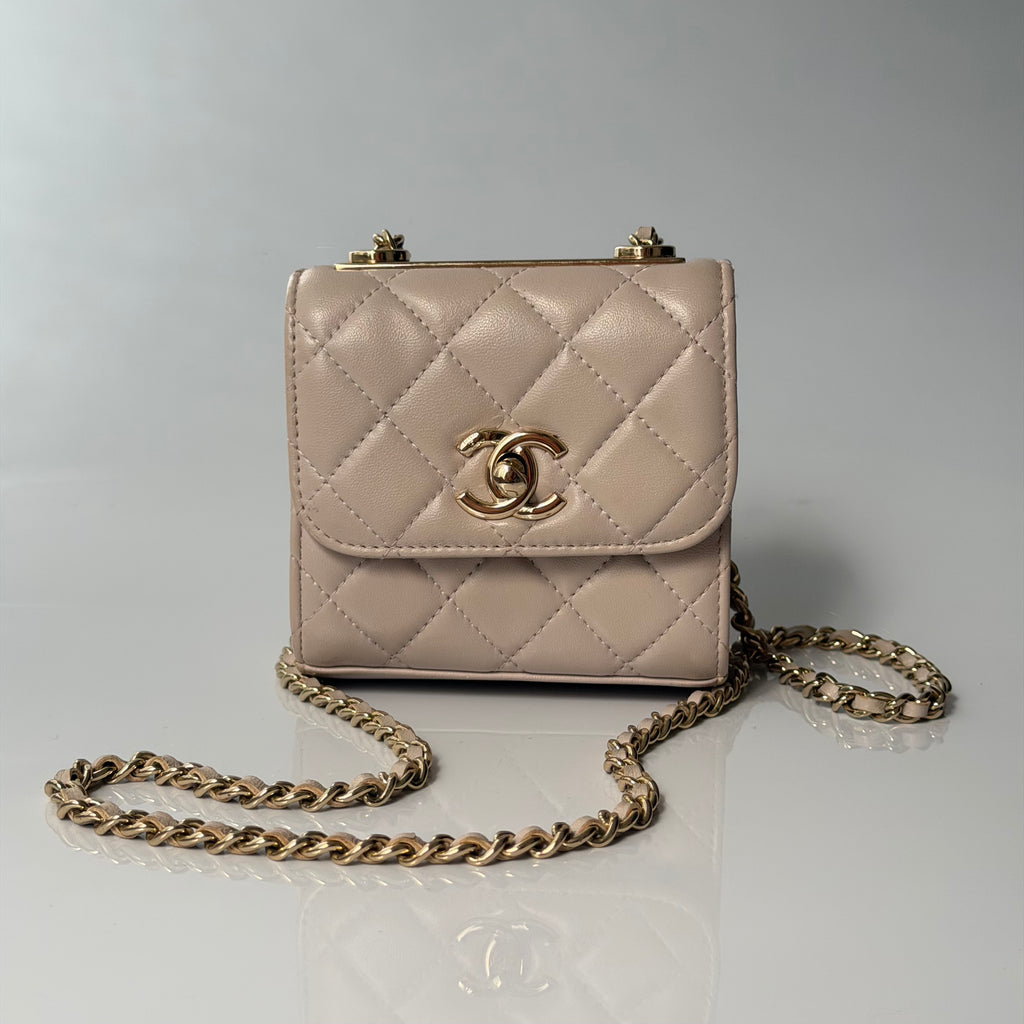 Chanel Rosé Micro Trendy Bag