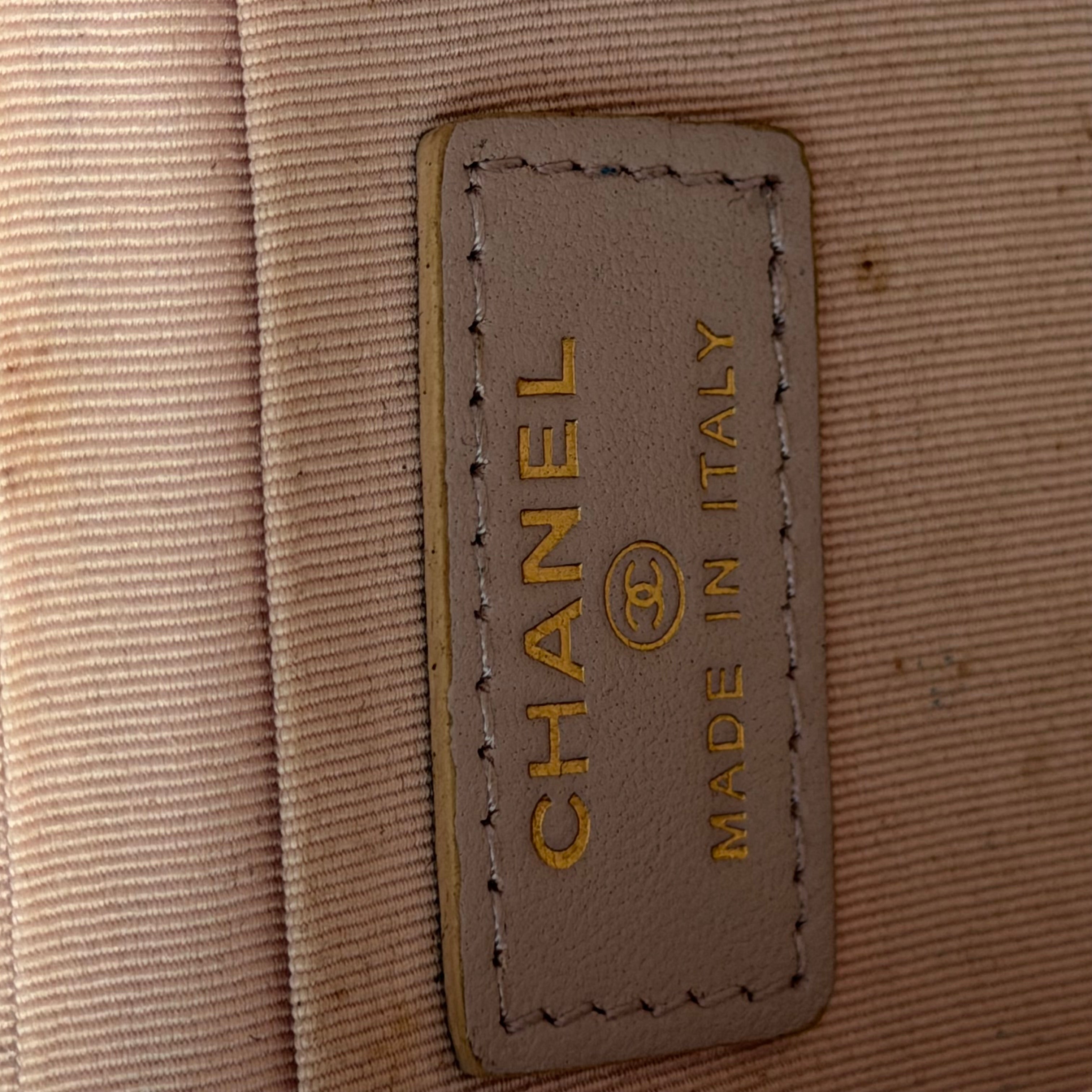 Chanel Rosé Micro Trendy Bag