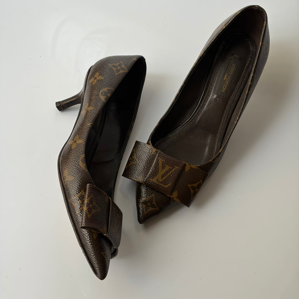 Louis Vuitton Monogram Canvas Louise Bow Pointed Toe Pumps