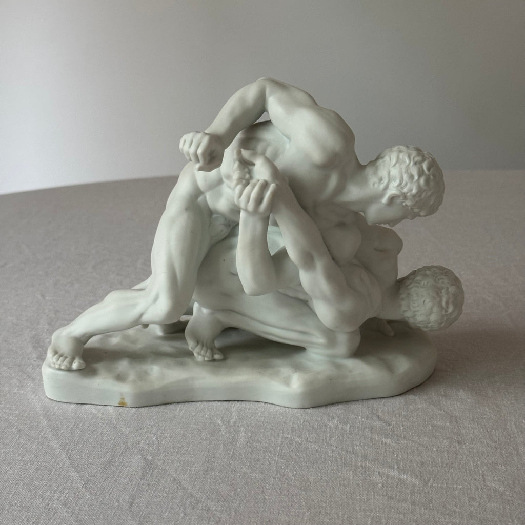 Escultura “The Wrestlers”