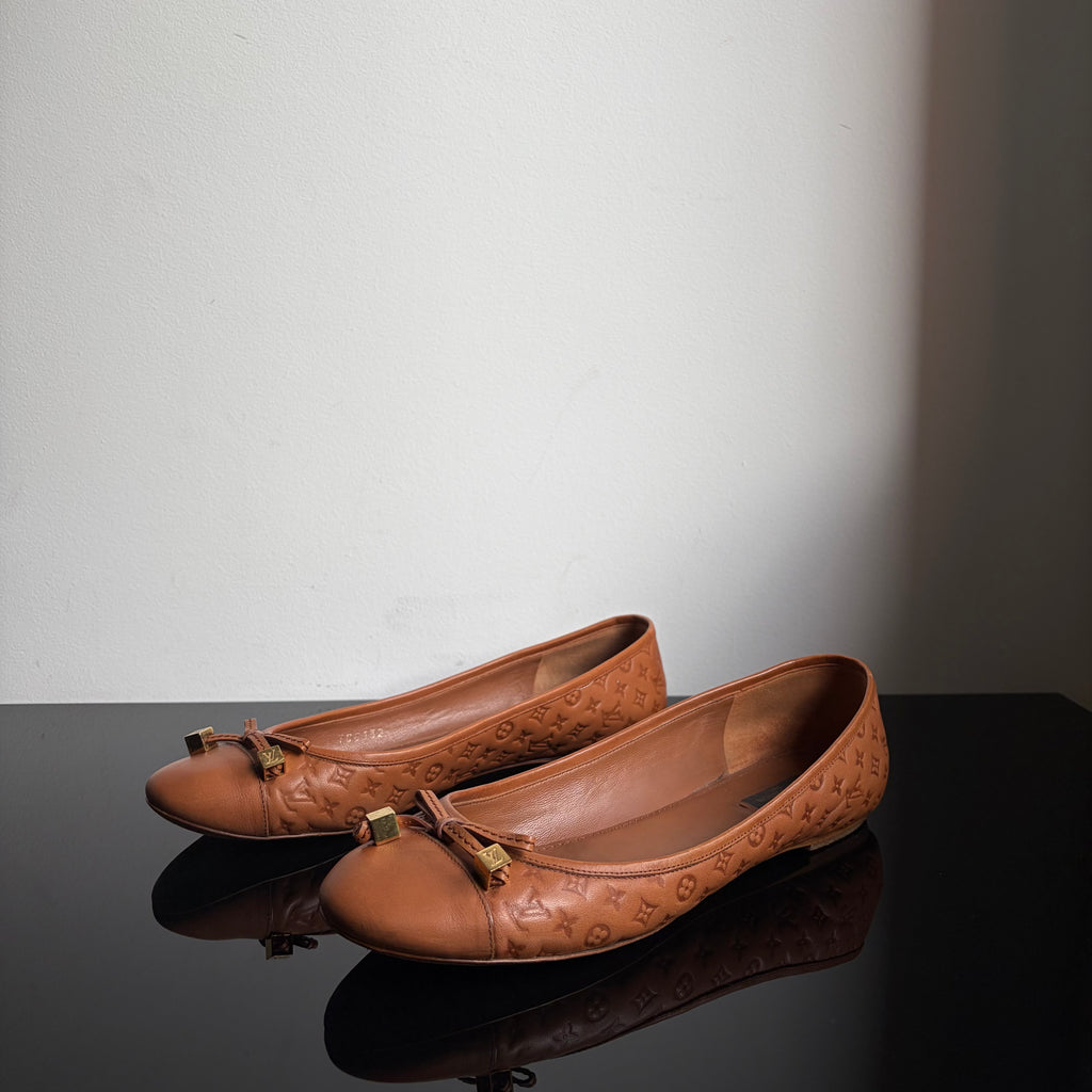 Louis Vuitton Debbie Leather Monogram Flats