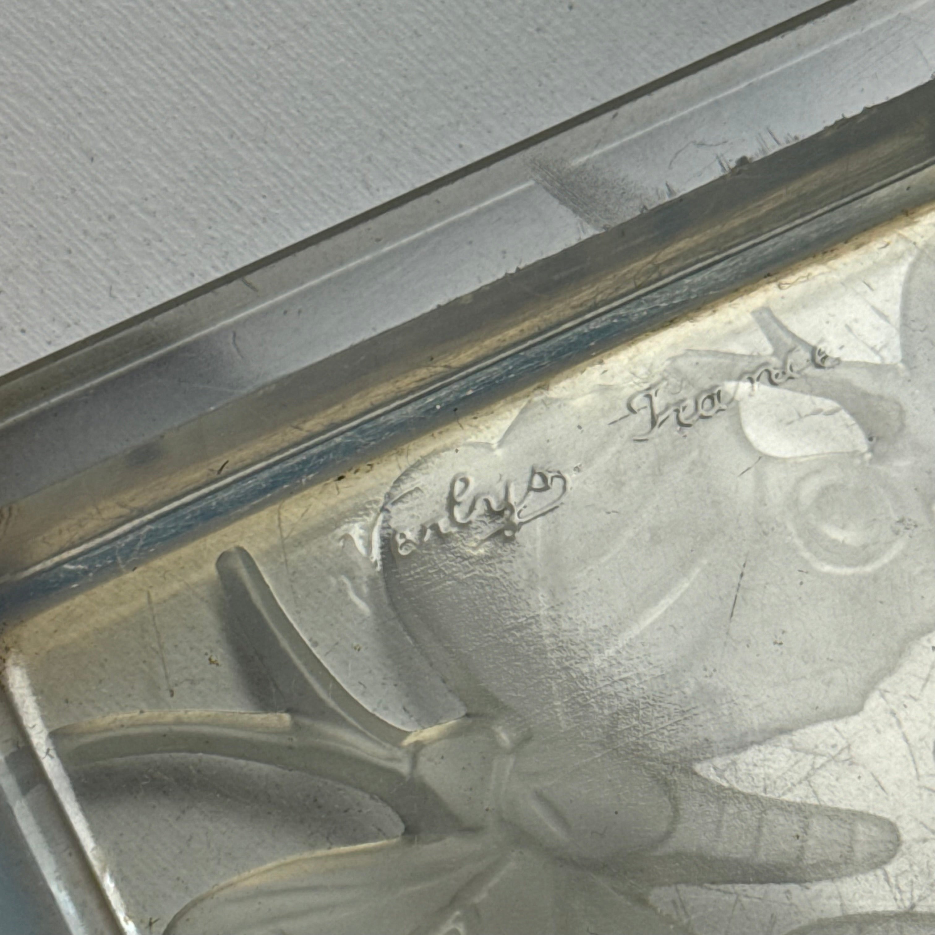 1930’s Cinzeiro “Les Papillons” Verlys