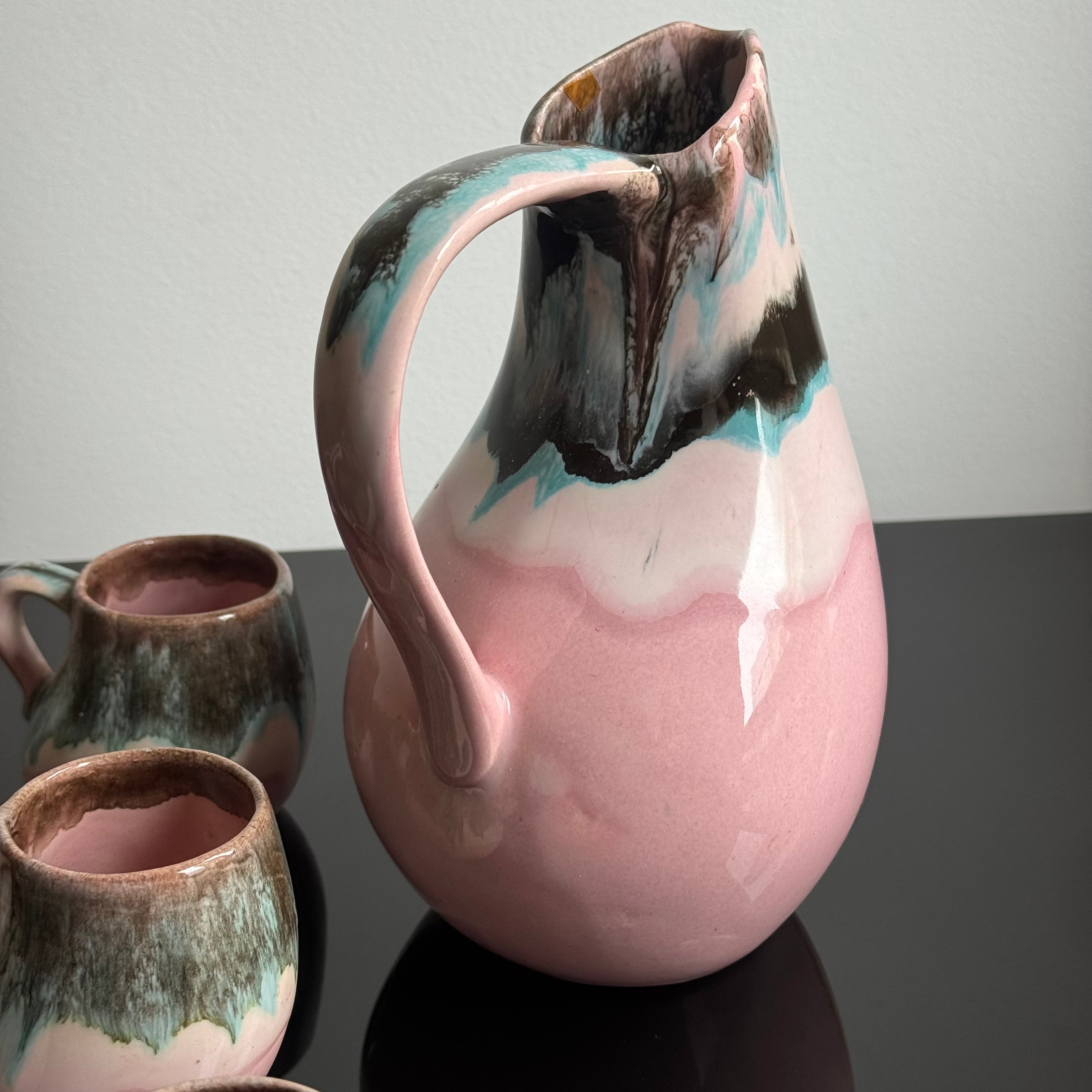 Set Jarra e canecas “Pink”