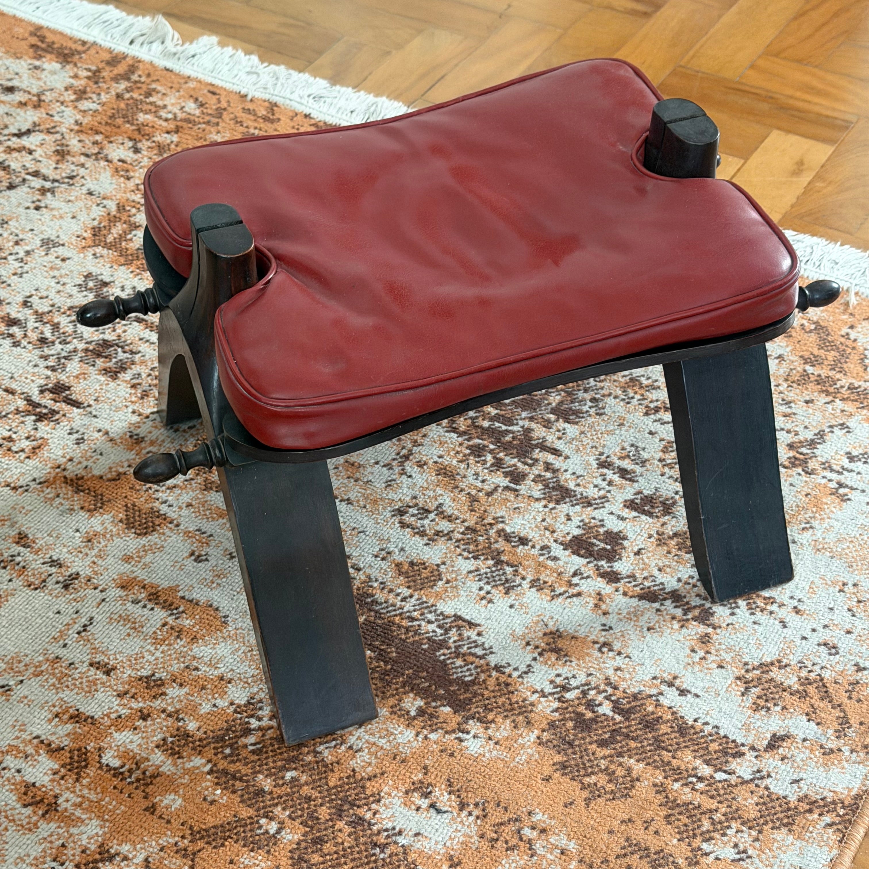 Banco Vintage Camel Saddle