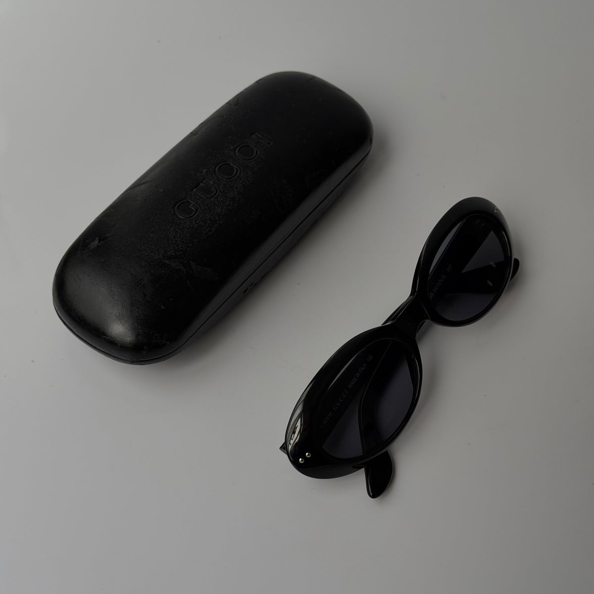 Gucci by Tom Ford 1997 Round Sunglasses