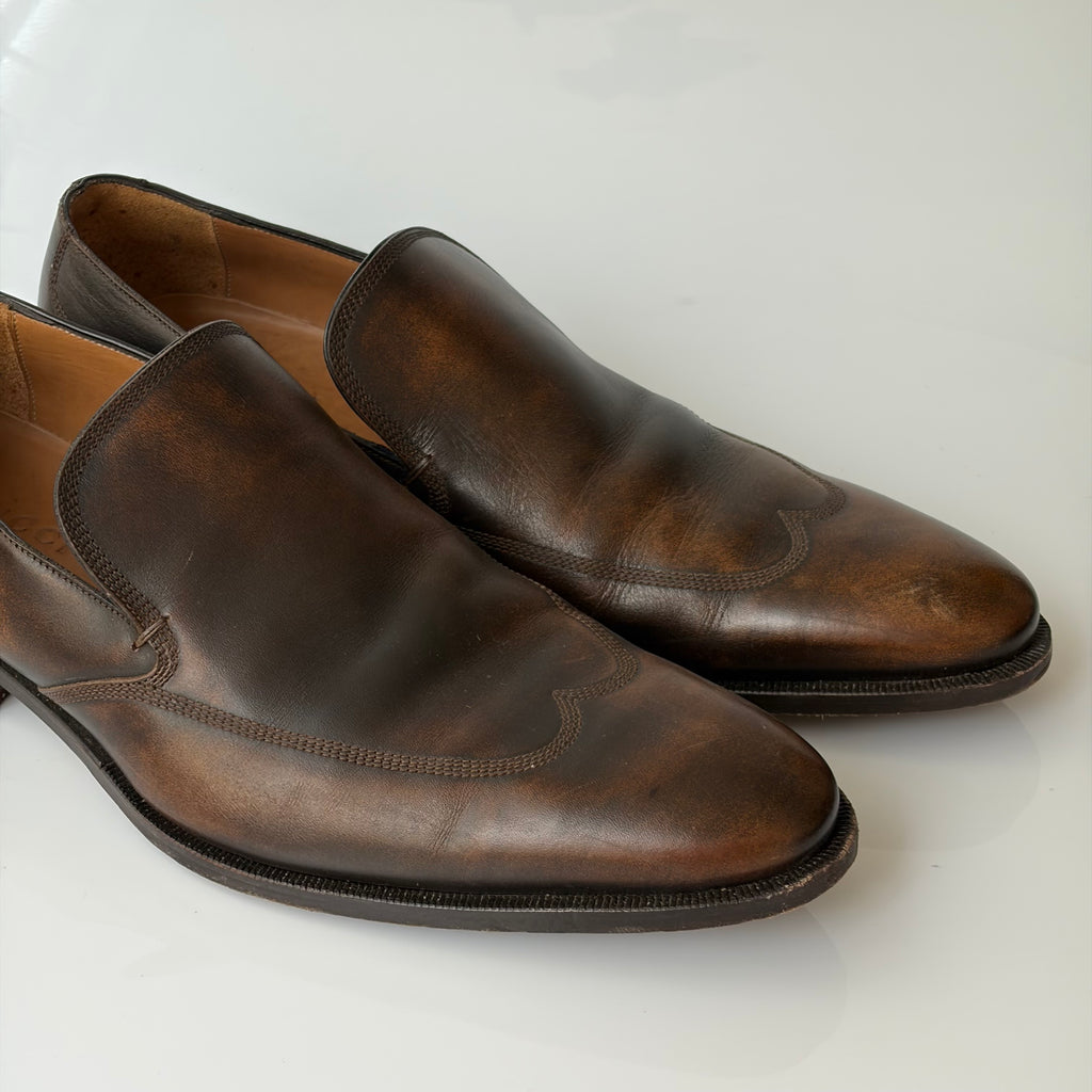Gucci Classic Distressed Brown Shoes