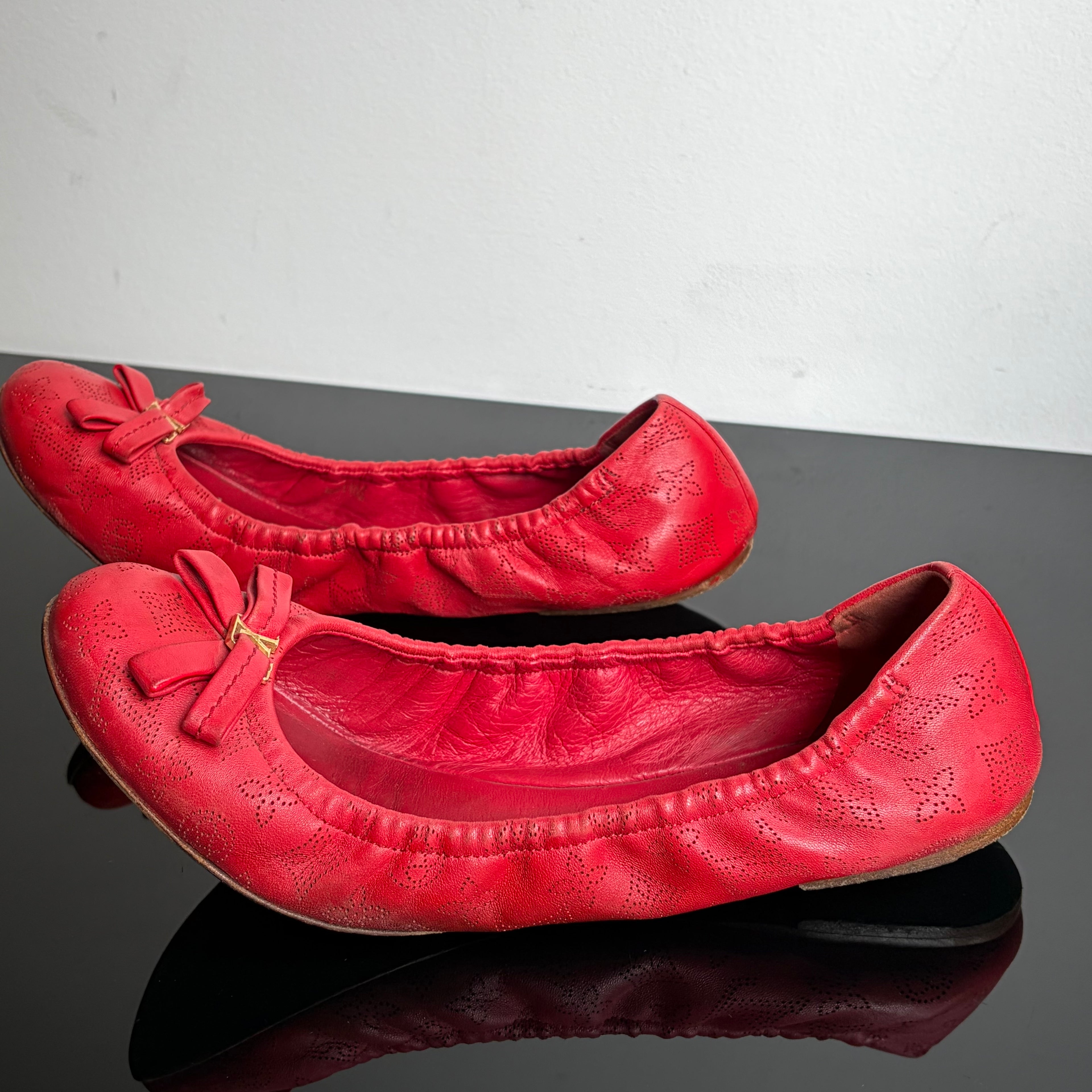 Louis Vuitton Monogram Mahina Red Leather Elba Ballet Flats