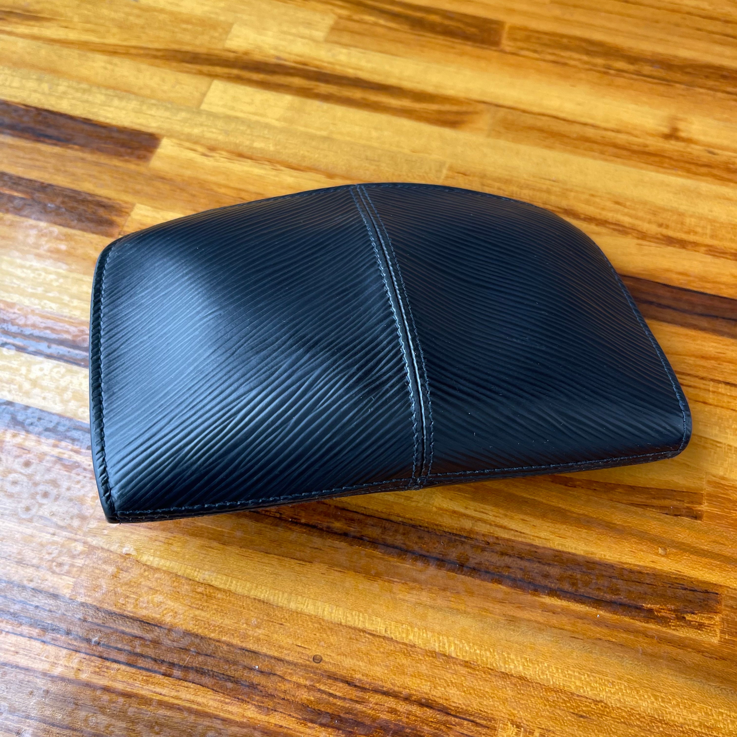 Louis Vuitton Epi Demi Lune Wallet