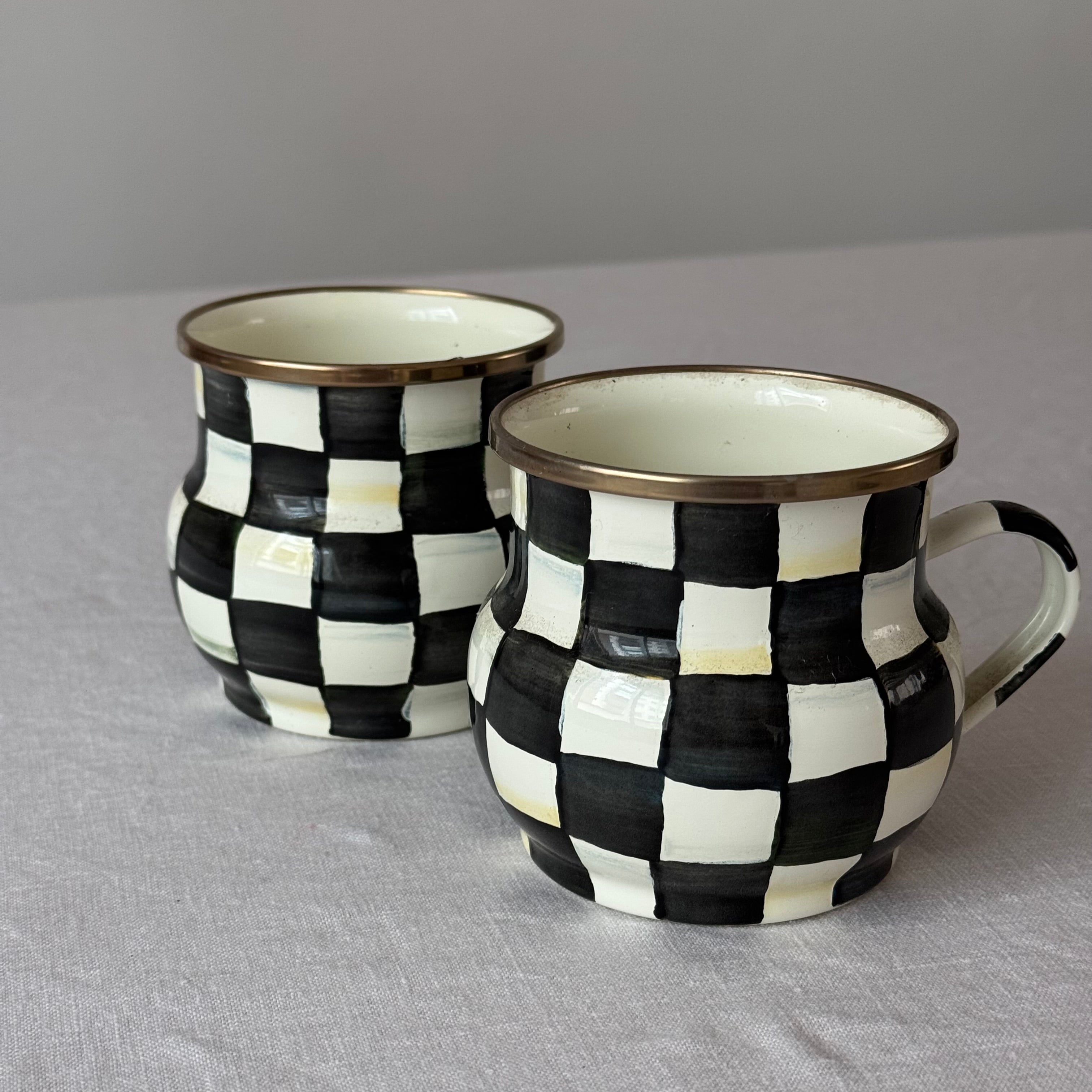 Par de canecas Mackenzie-Childs