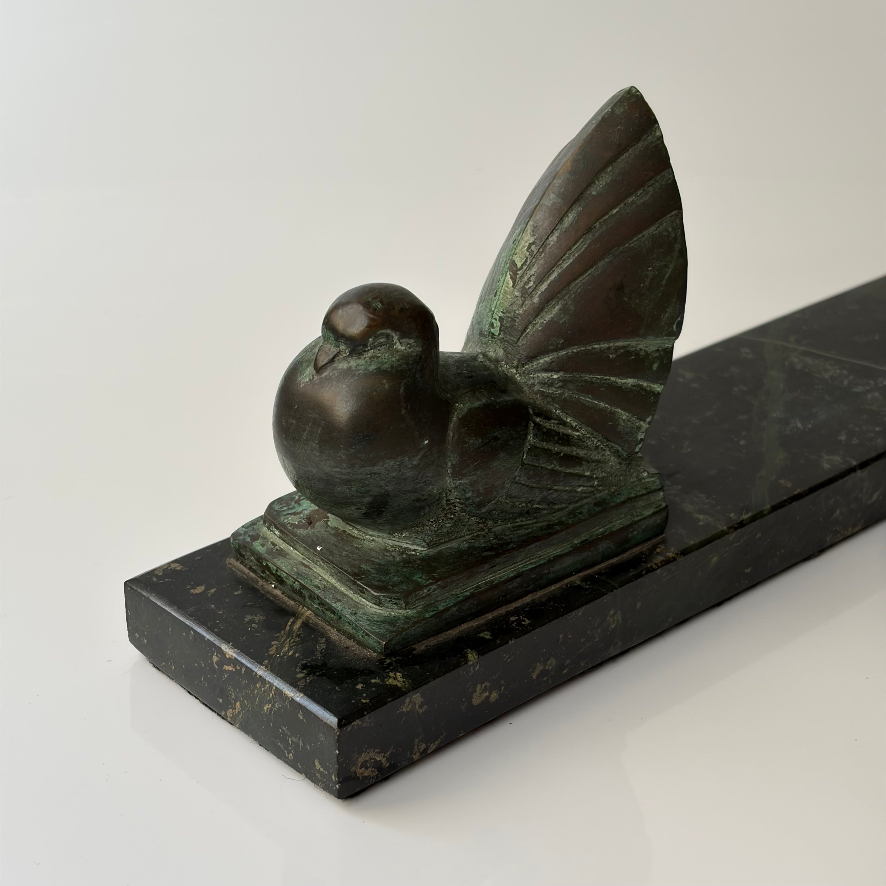 Art Deco Bird Serre Livres