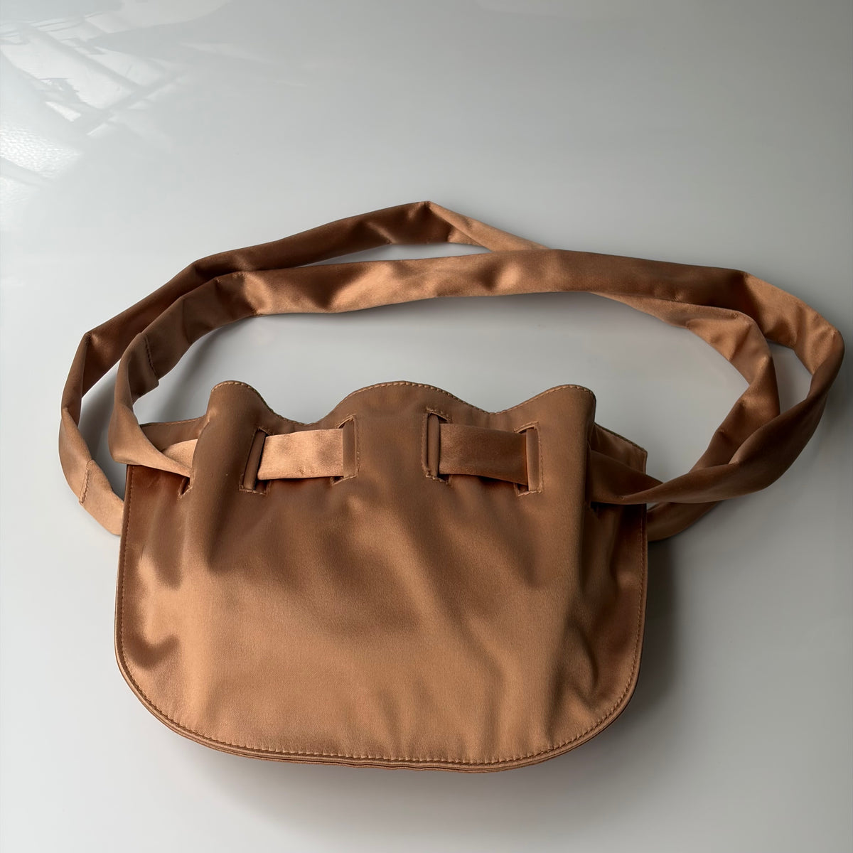 Gucci by Tom Ford Rose Satin Shoulder Bag