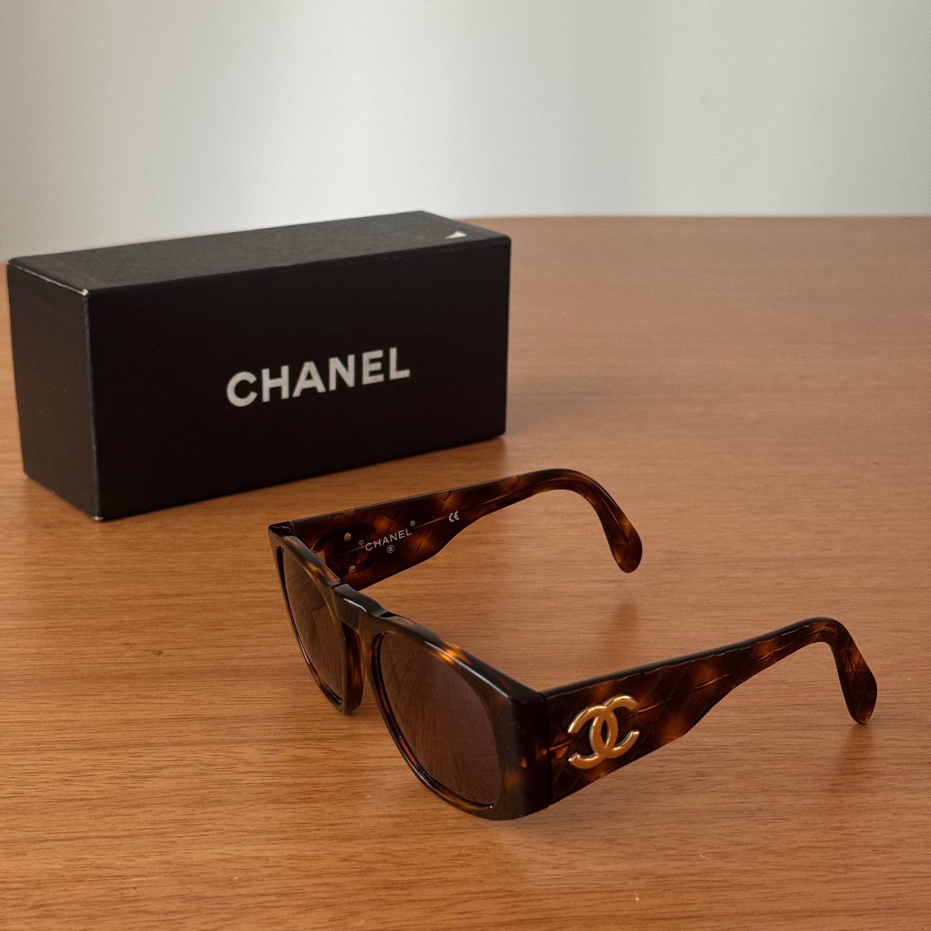 Chanel 01450 90s sunglasses