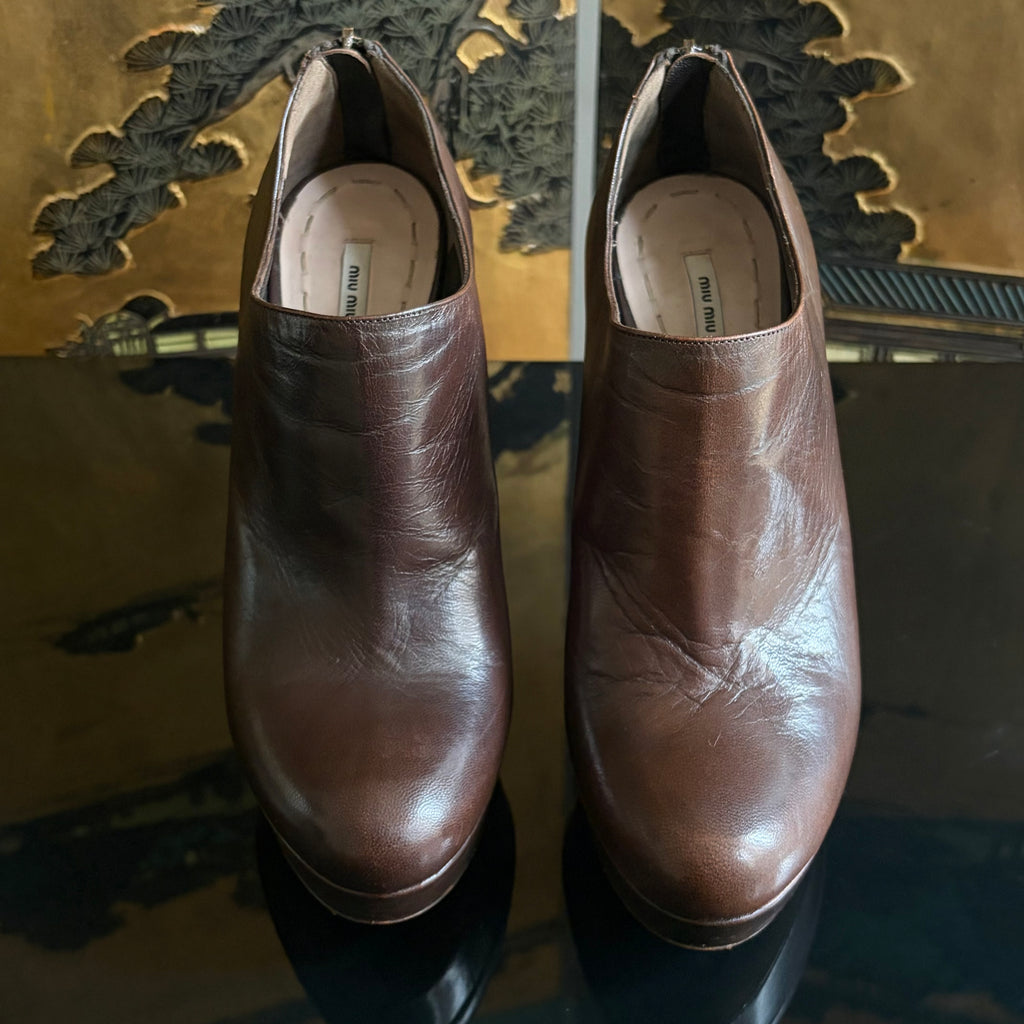 Miu Miu Brown Leather Pumps