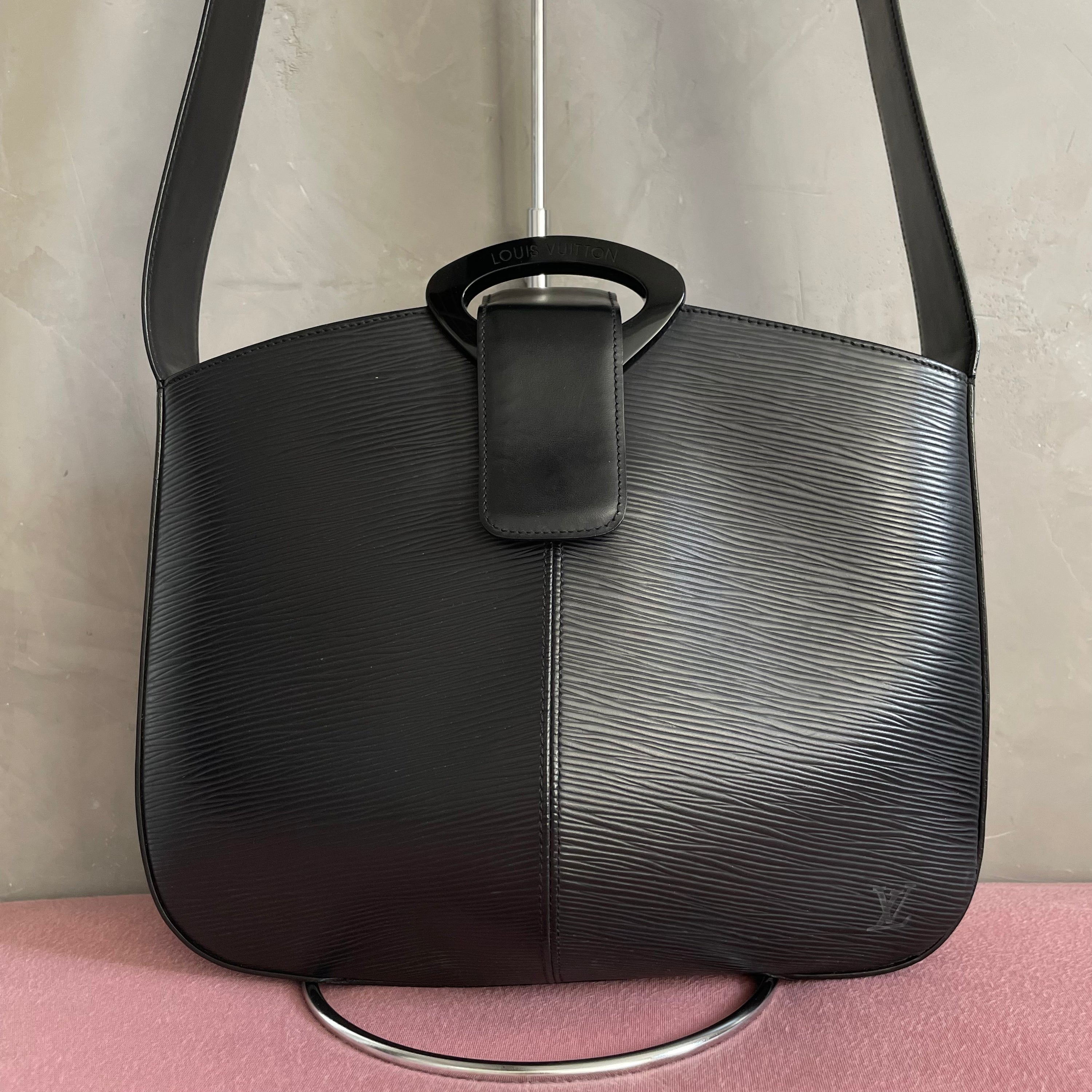 Louis Vuitton Epi Reverie