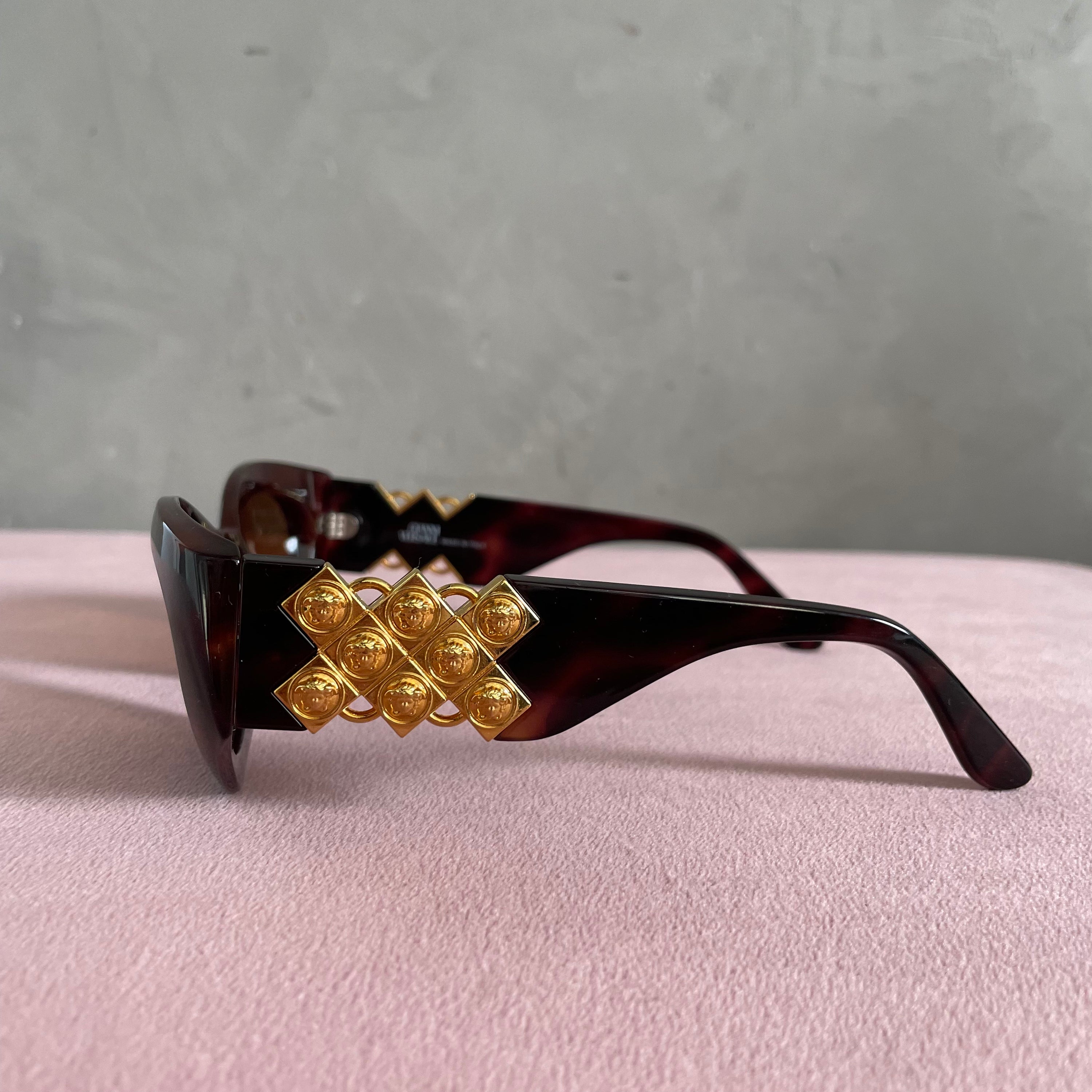Gianni Versace 420 Sunglasses
