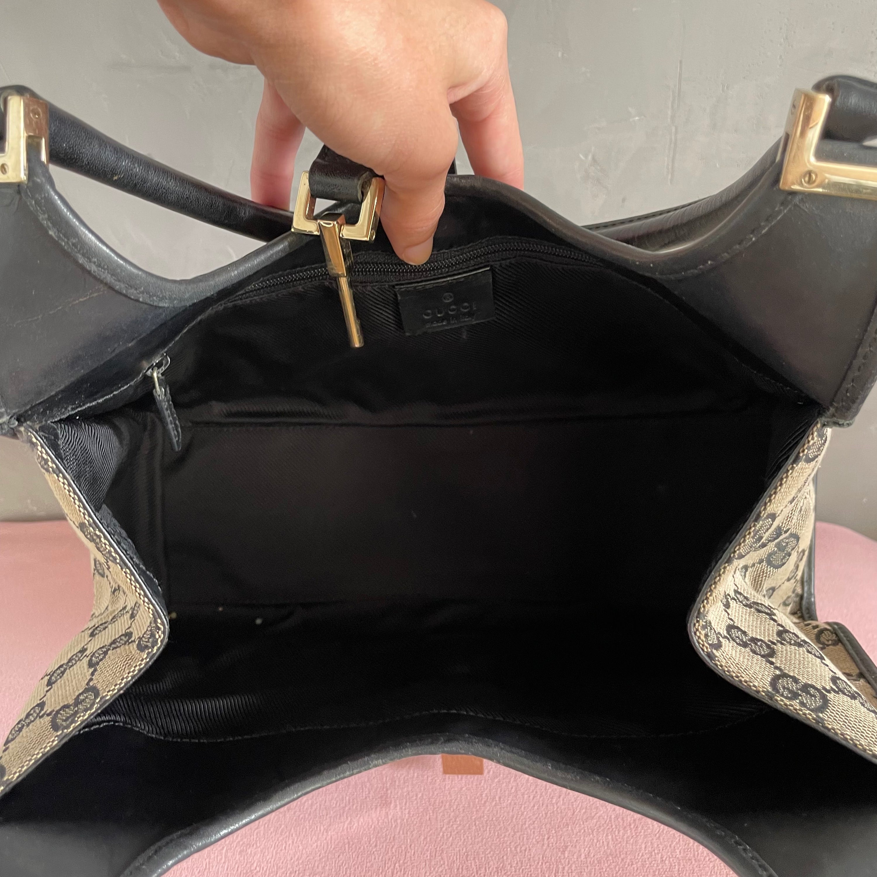 Gucci Monogram Shoulder Jackie Bag