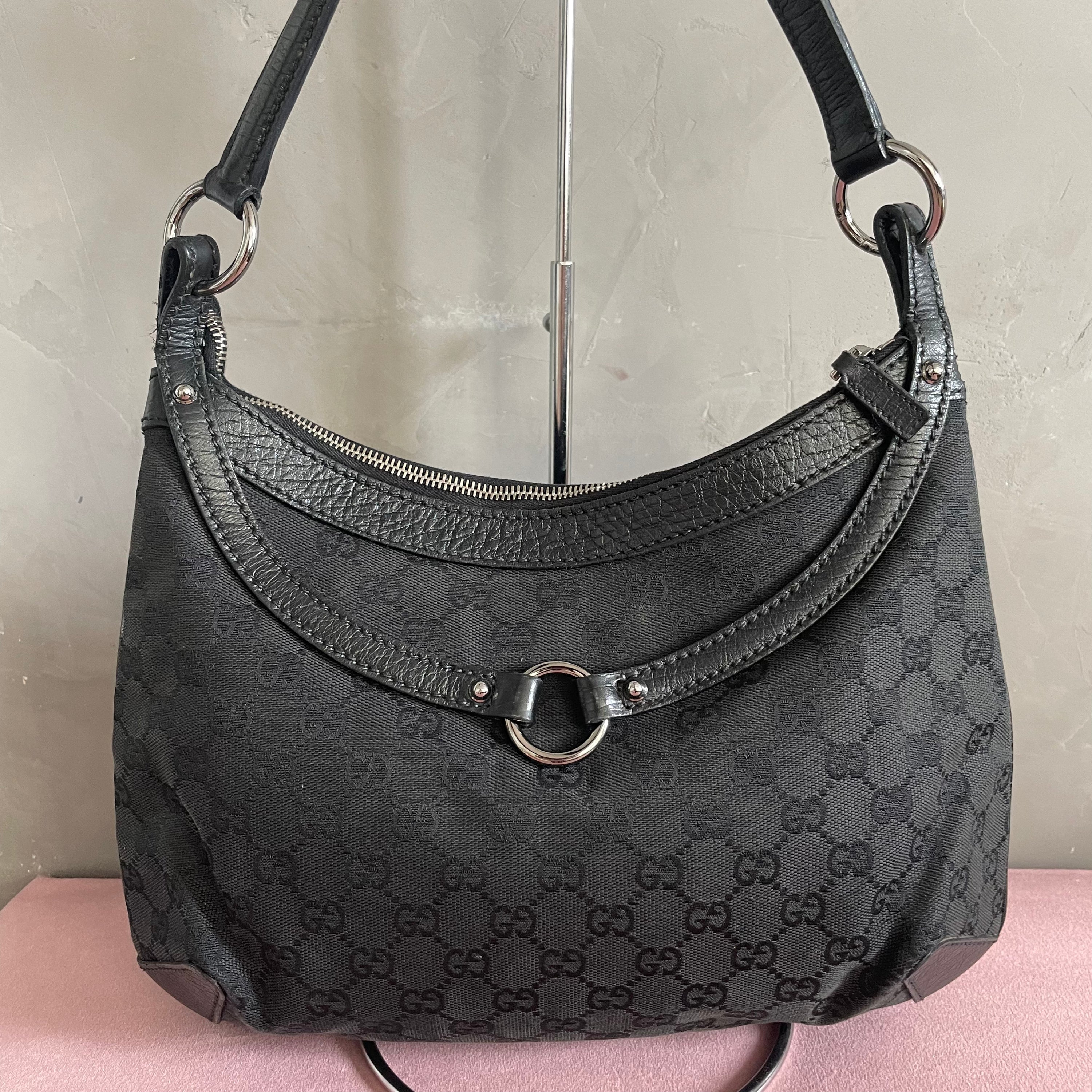 Gucci Horsebit Shoulder Bag