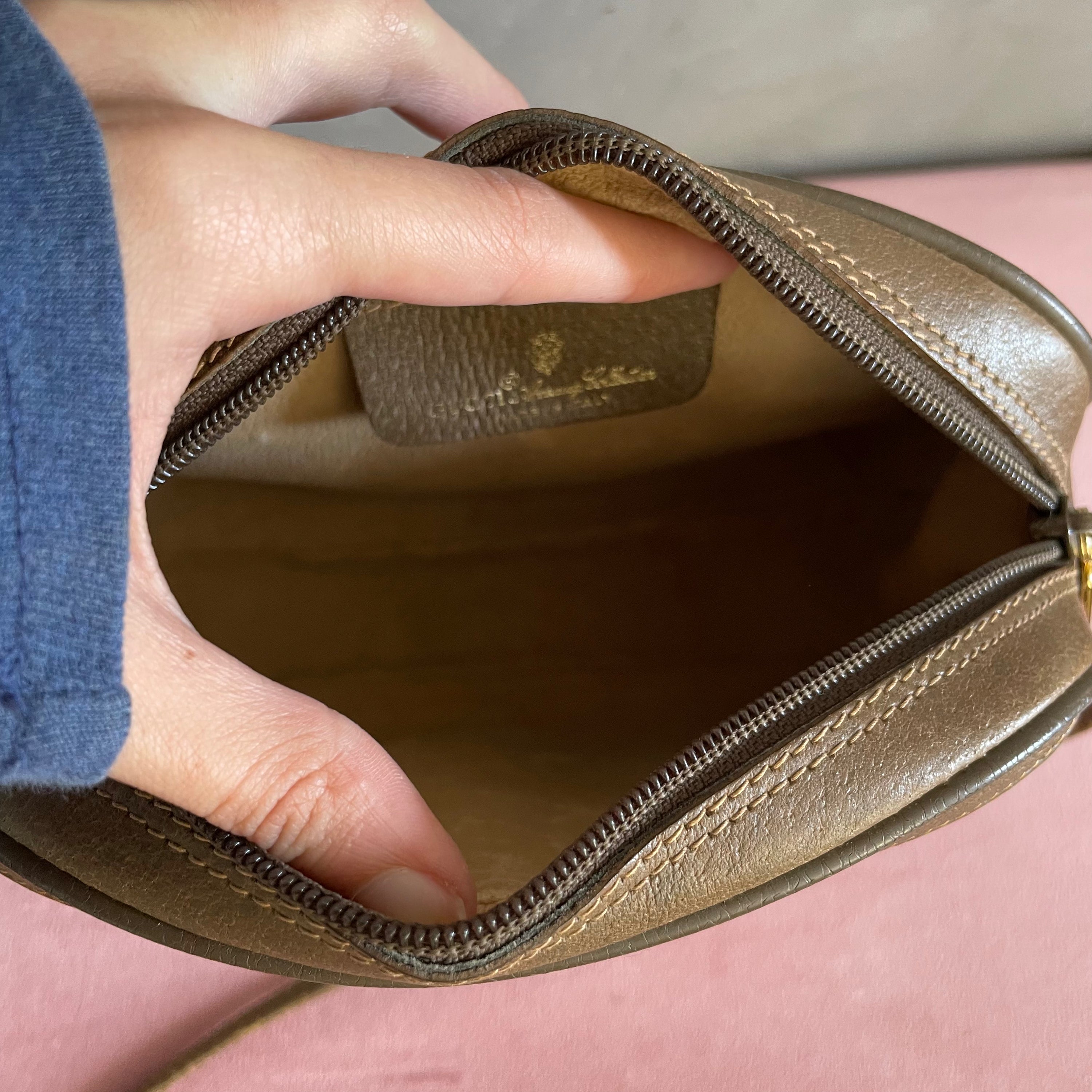 Gucci 90’s Monogram Bag