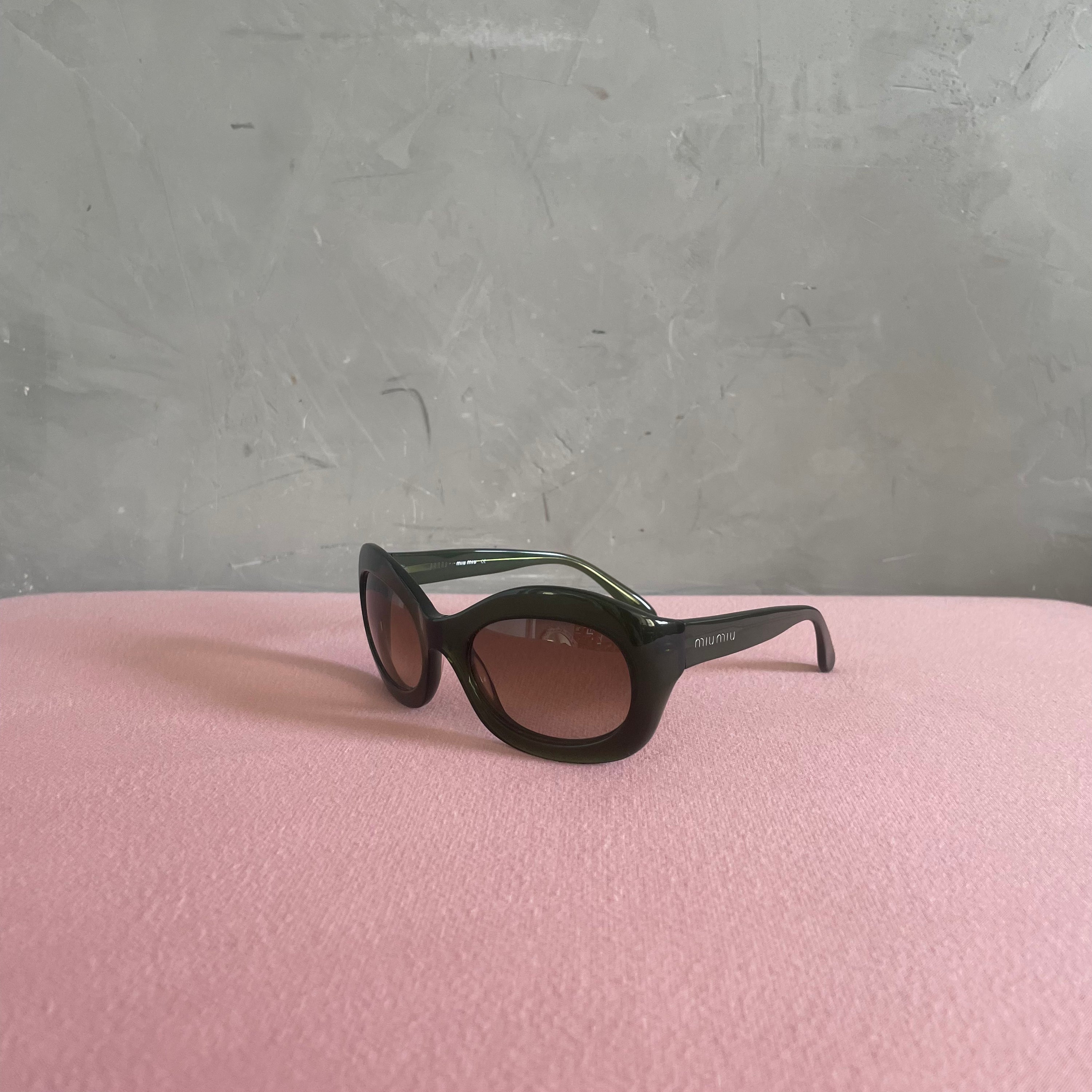 Miu Miu SMU06C Sunglasses