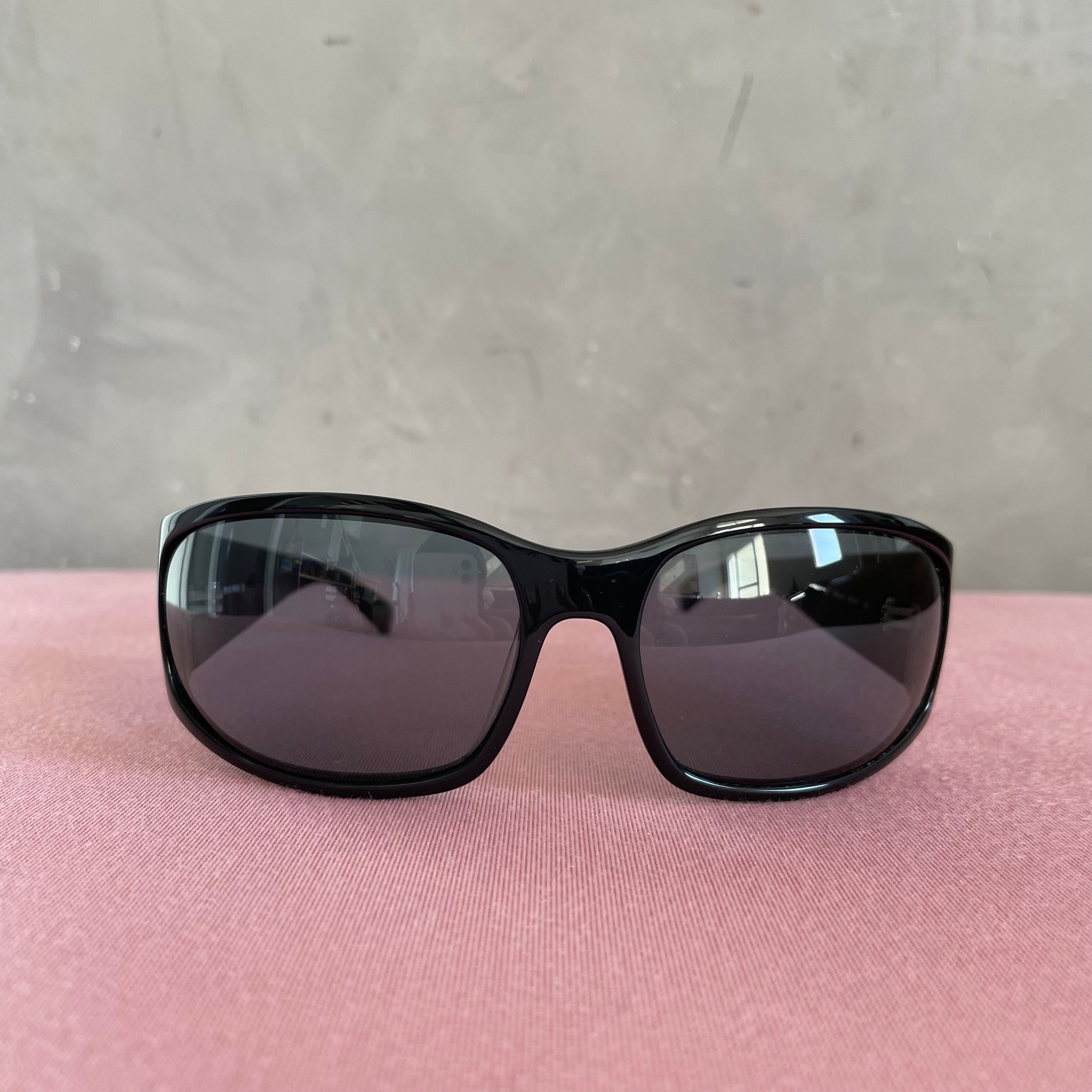 Miu Miu SMU22E Sunglasses