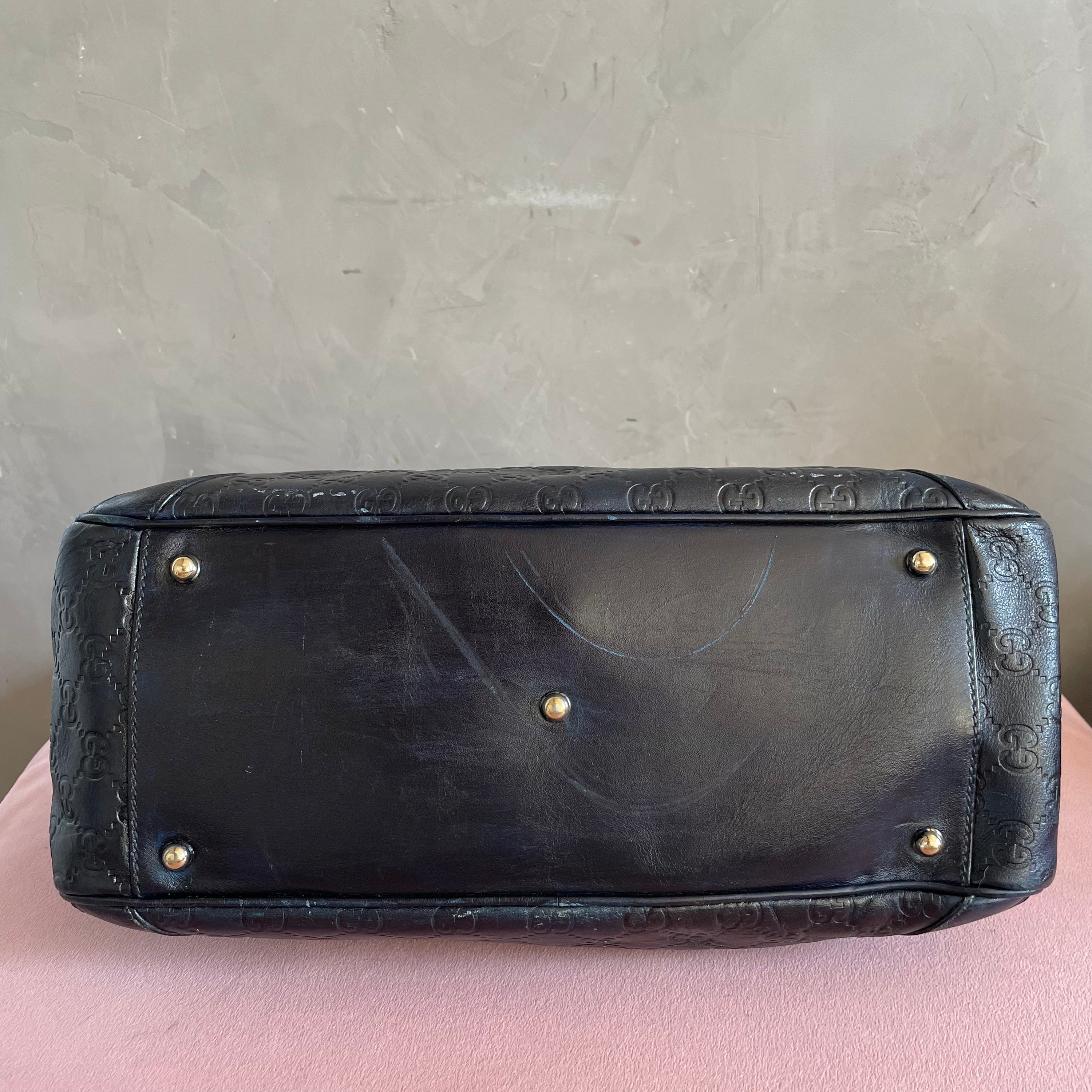 Gucci Horsebit shoulder Bag