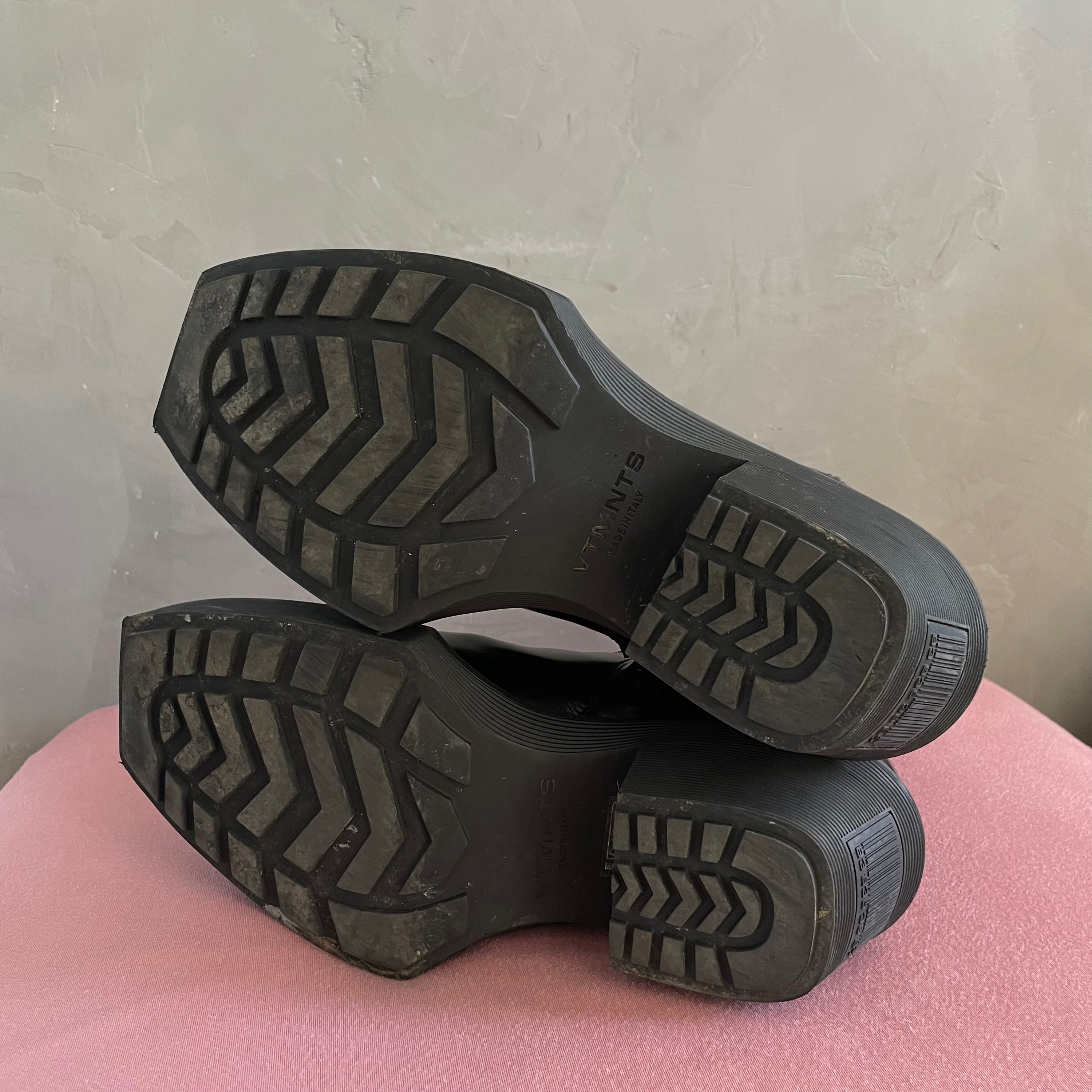 Vetements Western Boots