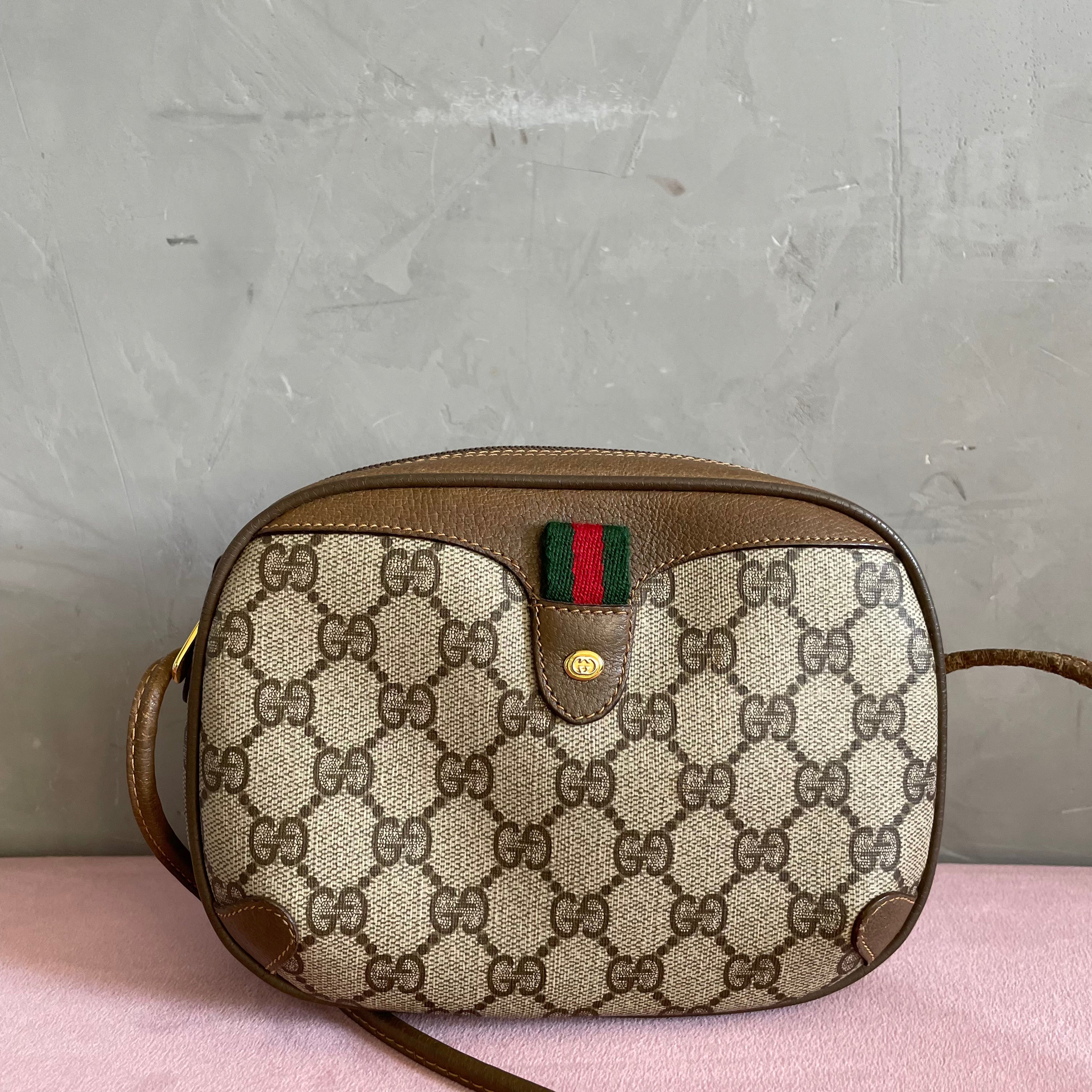 Gucci 90’s Monogram Bag