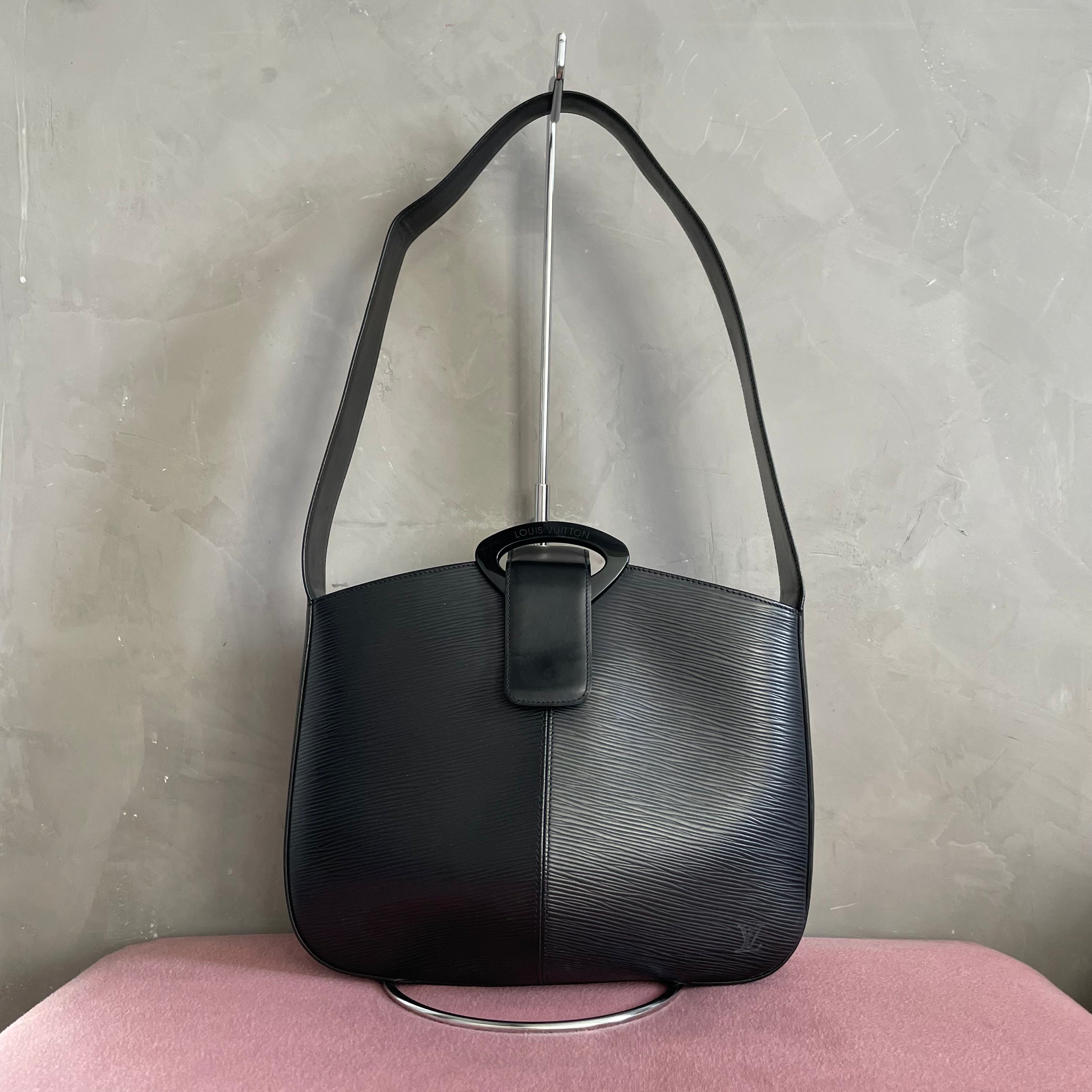 Louis Vuitton Epi Reverie