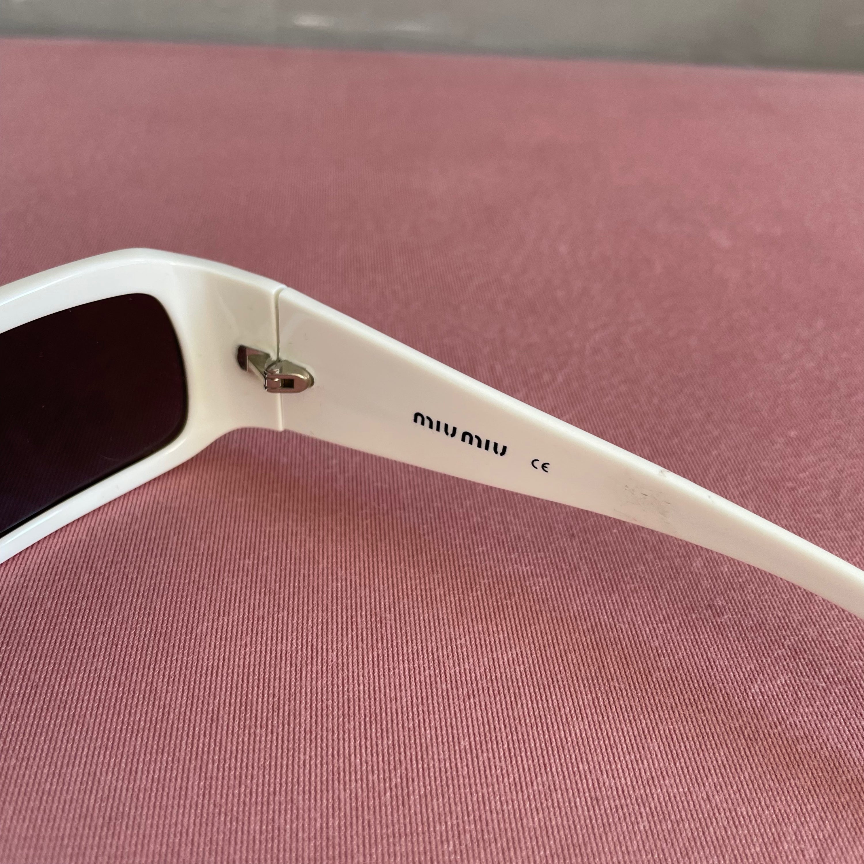 Miu Miu SMU04F White Sunglasses