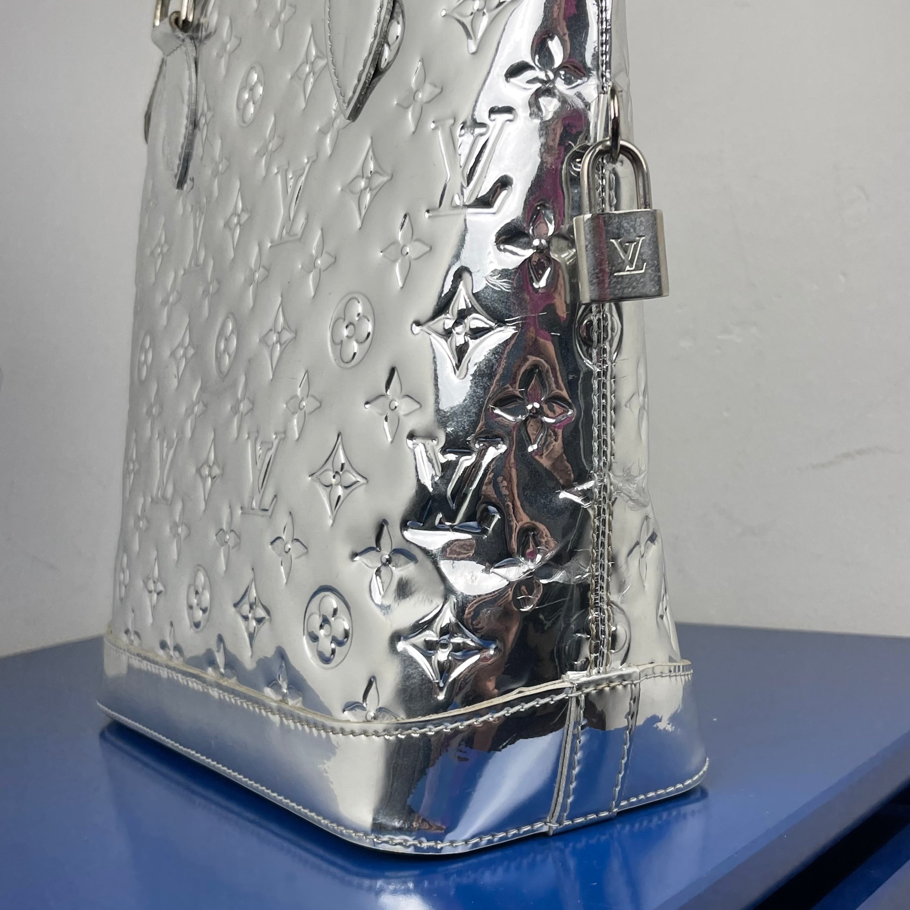 Louis Vuitton Lockit Mirroir
