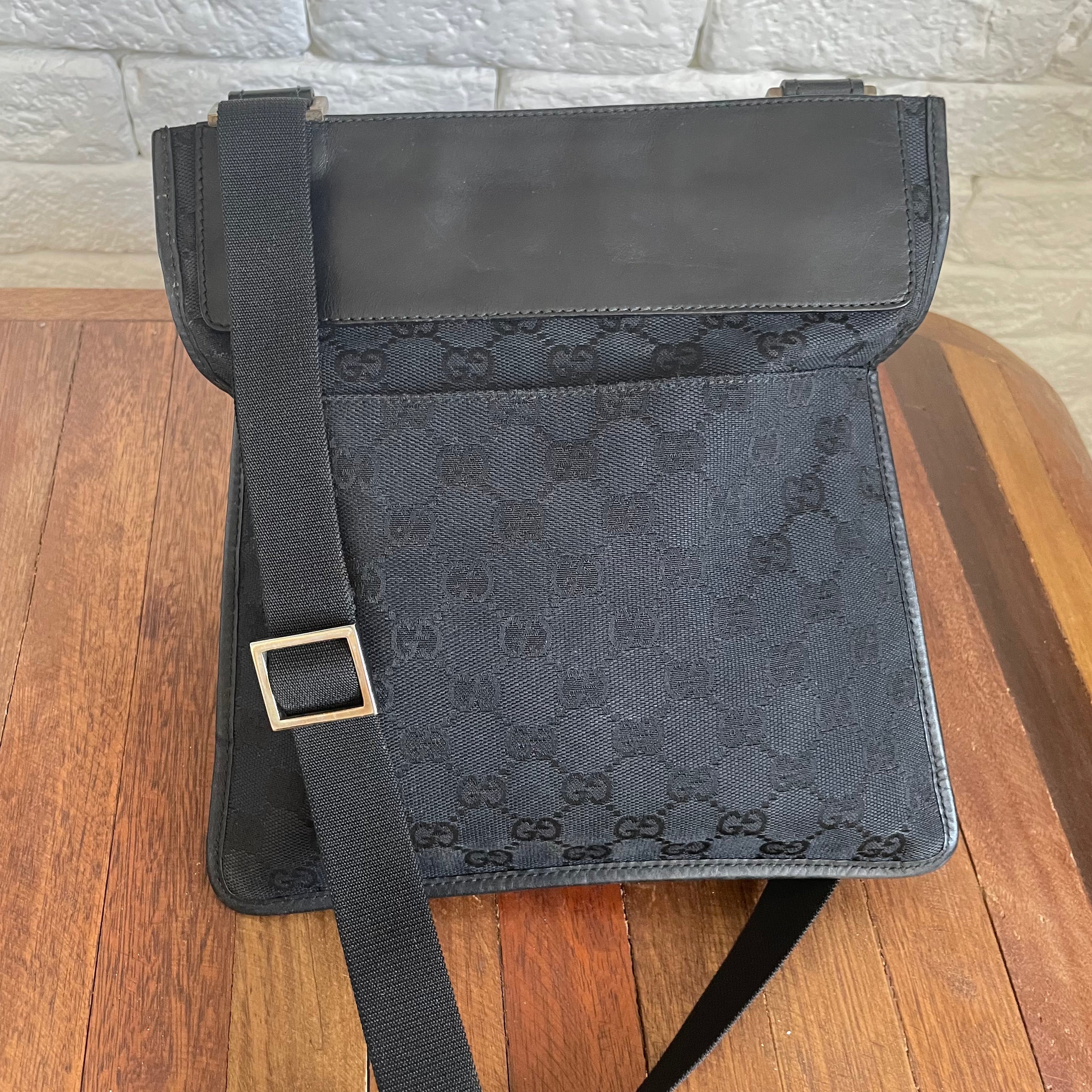 Gucci Crossbody Black Monogram