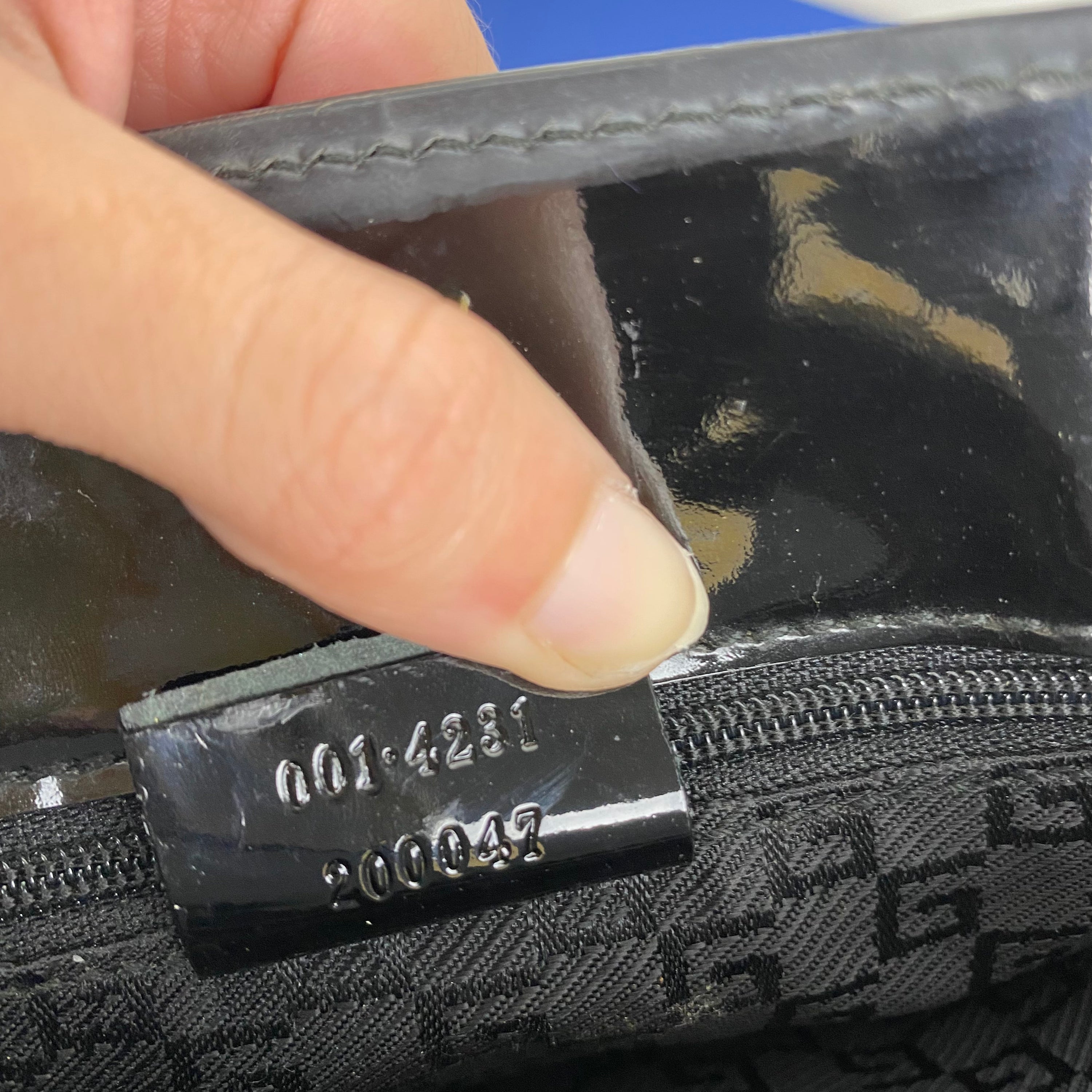 Gucci Stripes Shoulder Bag