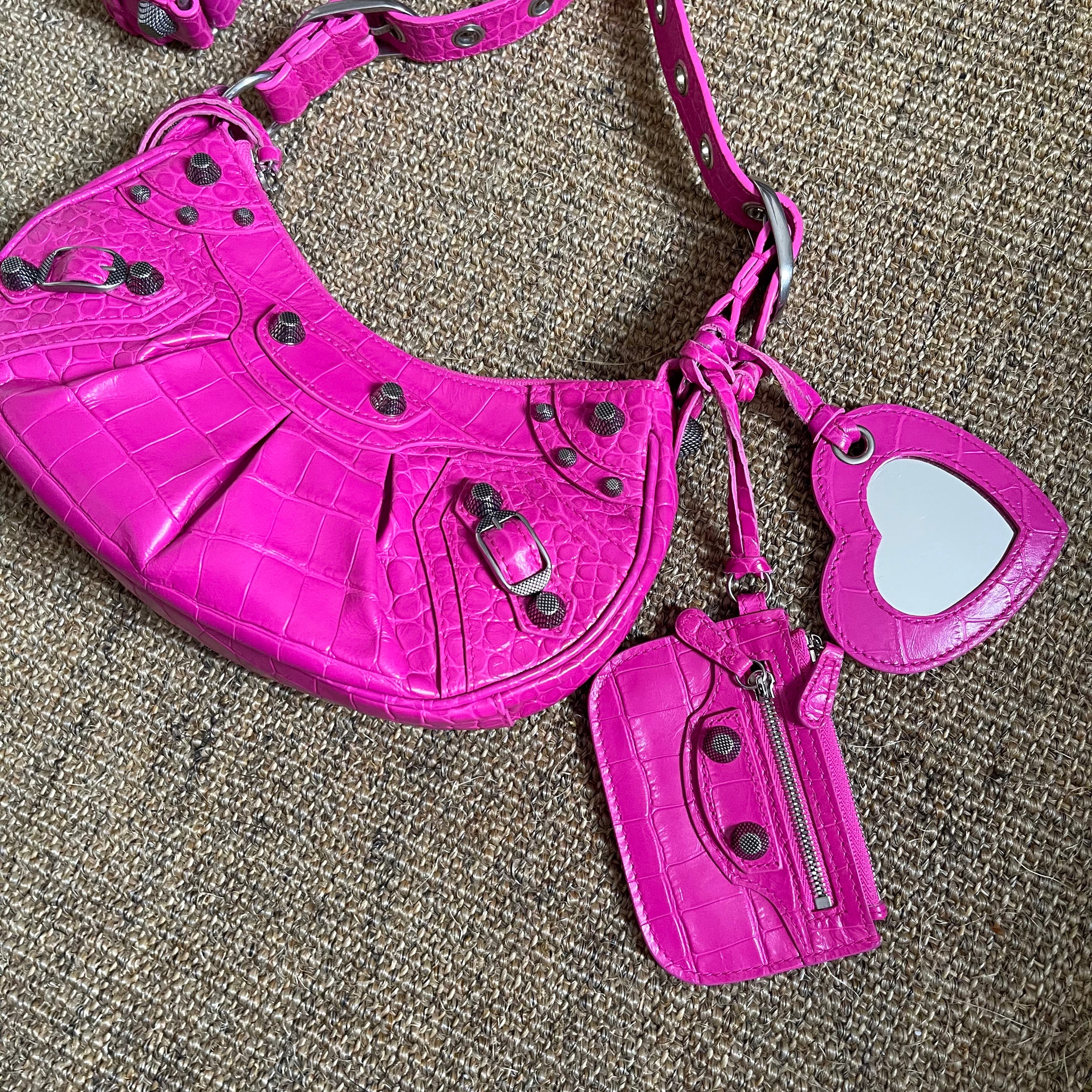Le Cagole XS Fuchsia Croco