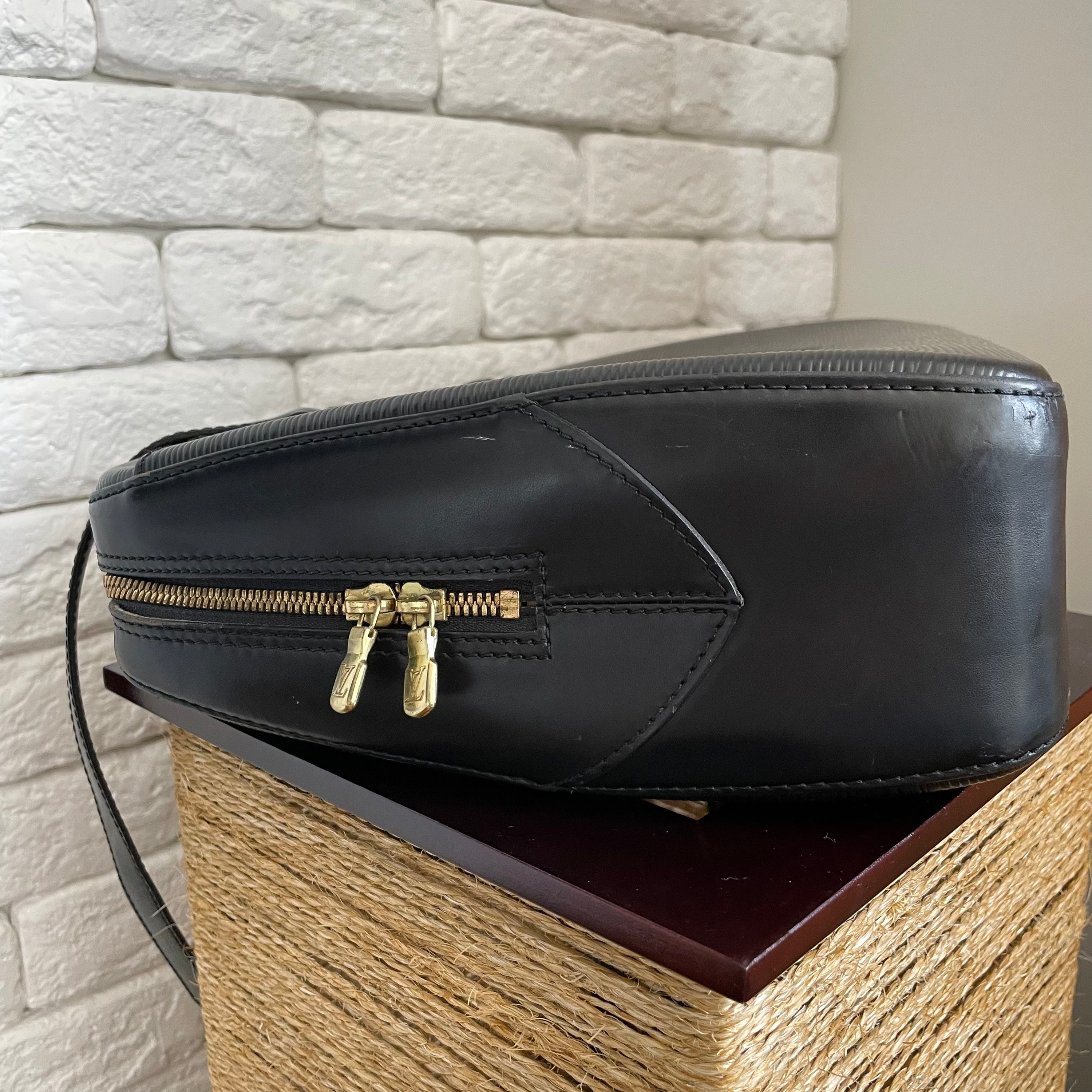 Louis Vuitton Tan Epi Leather Shoulder Bag