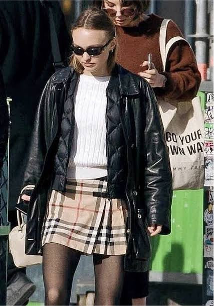 Burberry mini skirt