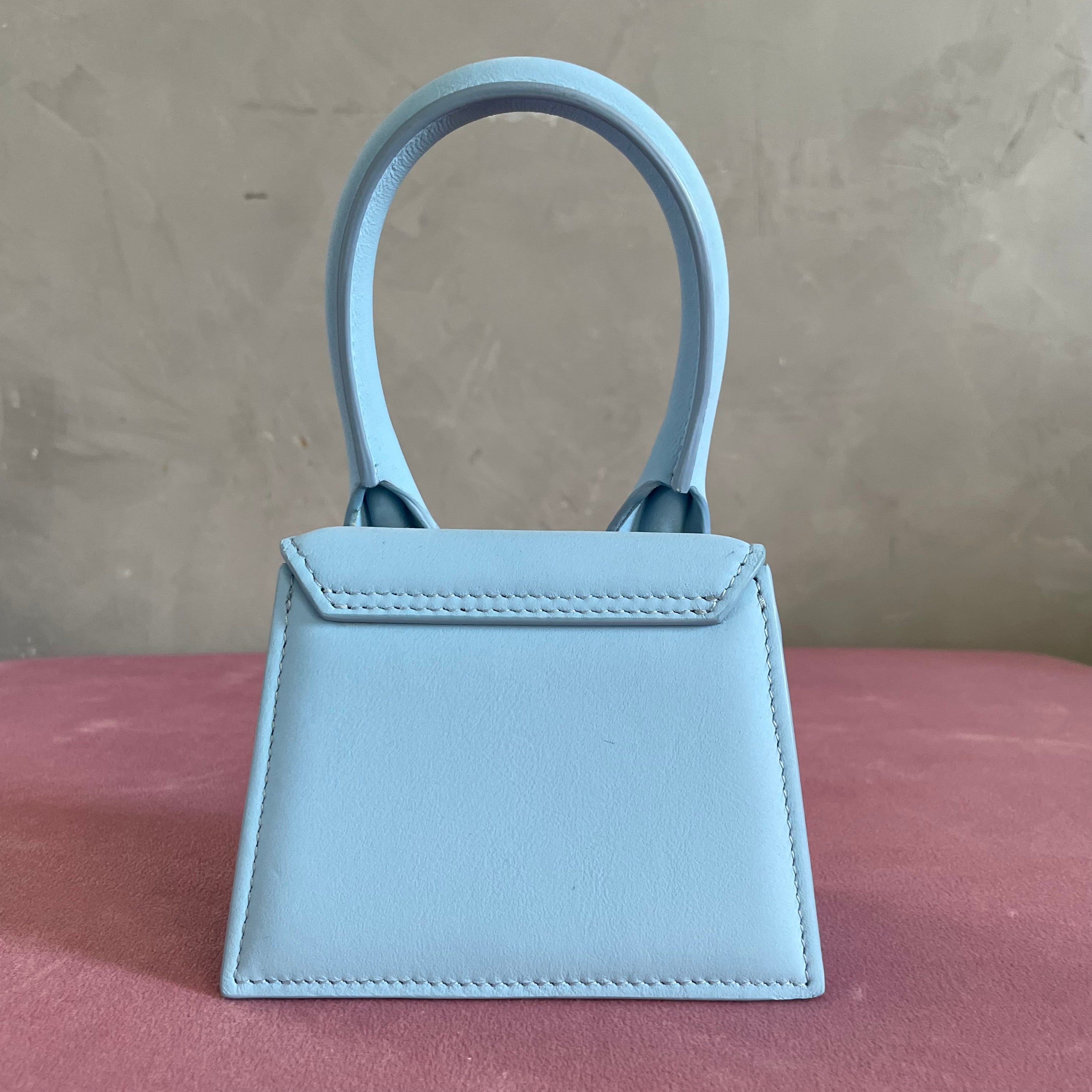 Jacquemus Le chiquito