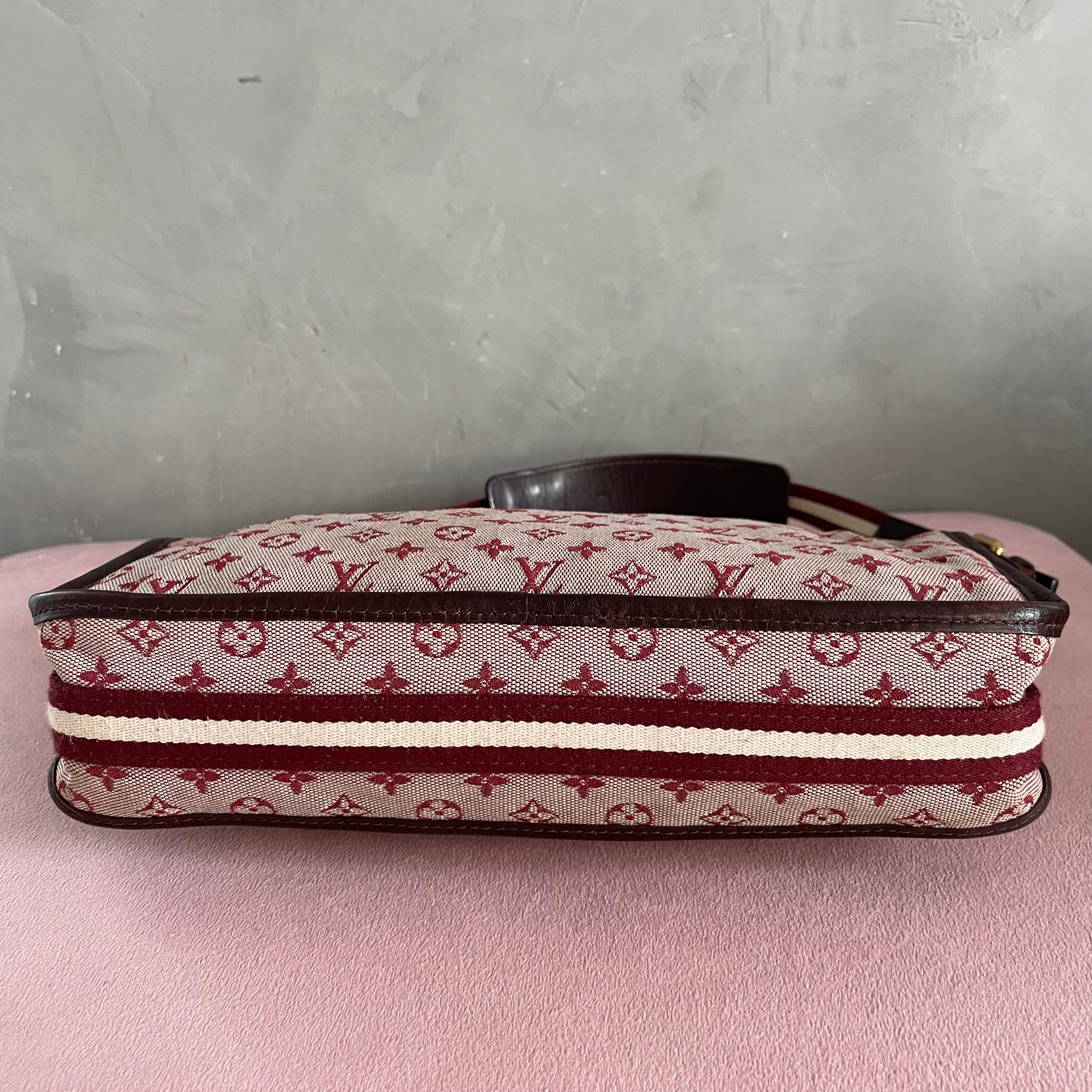Louis Vuitton Idylle Pochette Bag