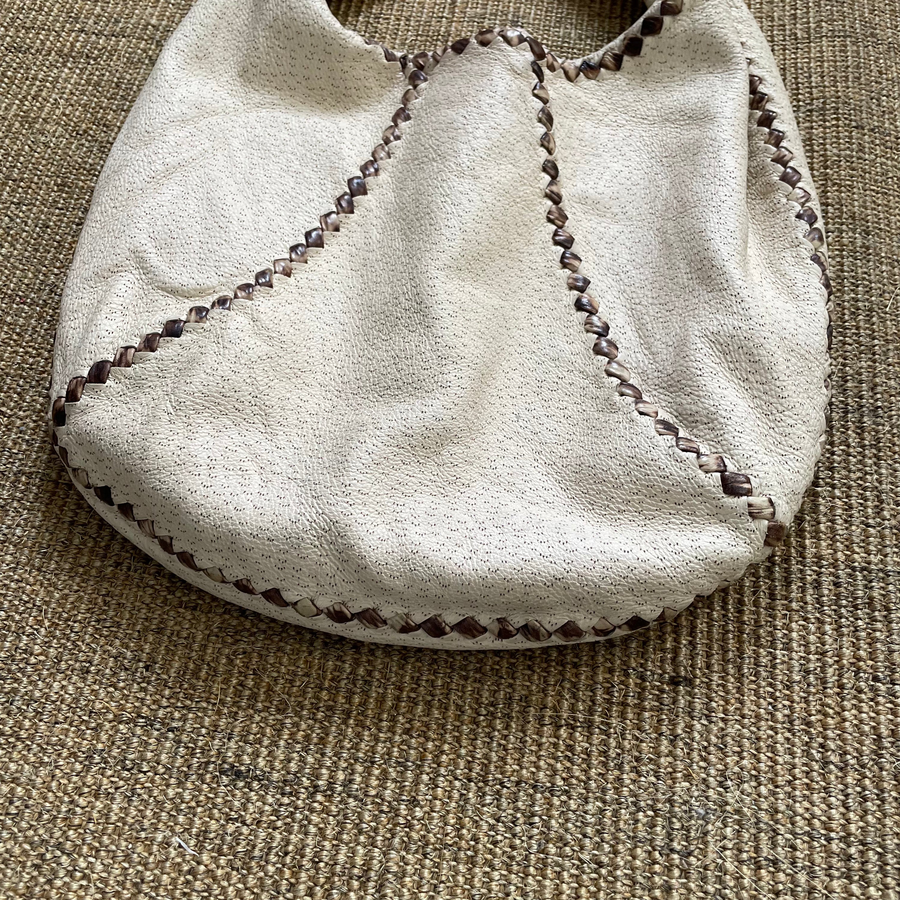 Bottega Veneta Cervo Hobo Pekary