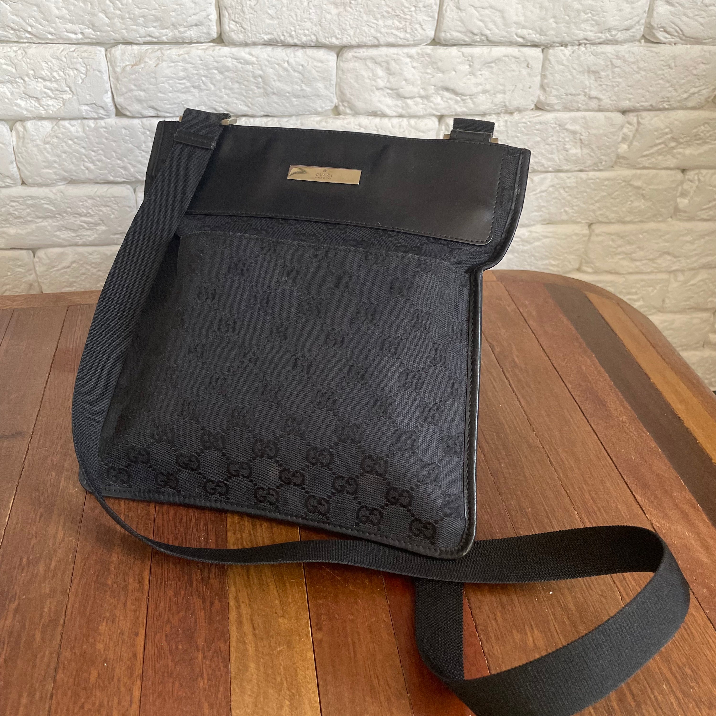Gucci Crossbody Black Monogram