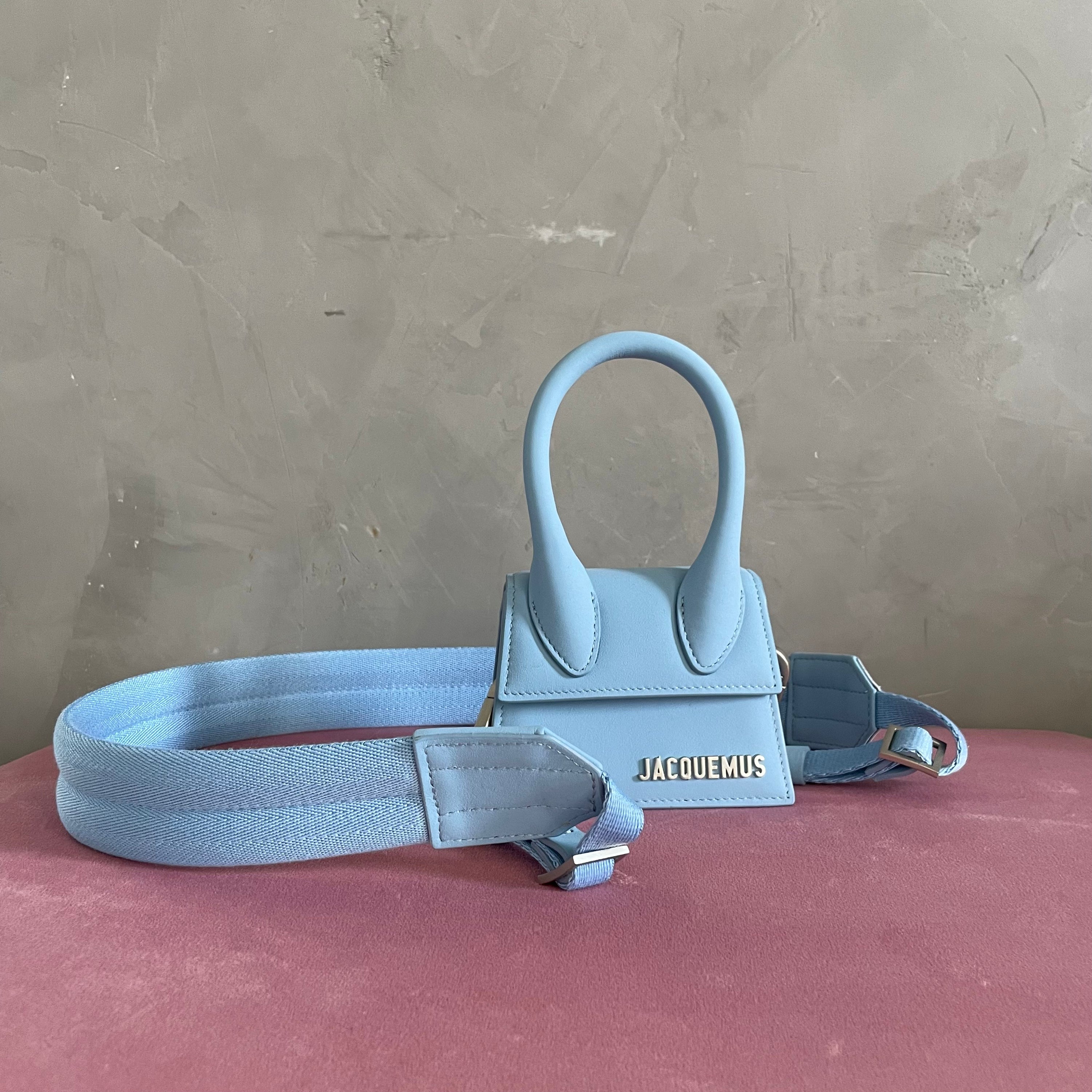 Jacquemus Le chiquito