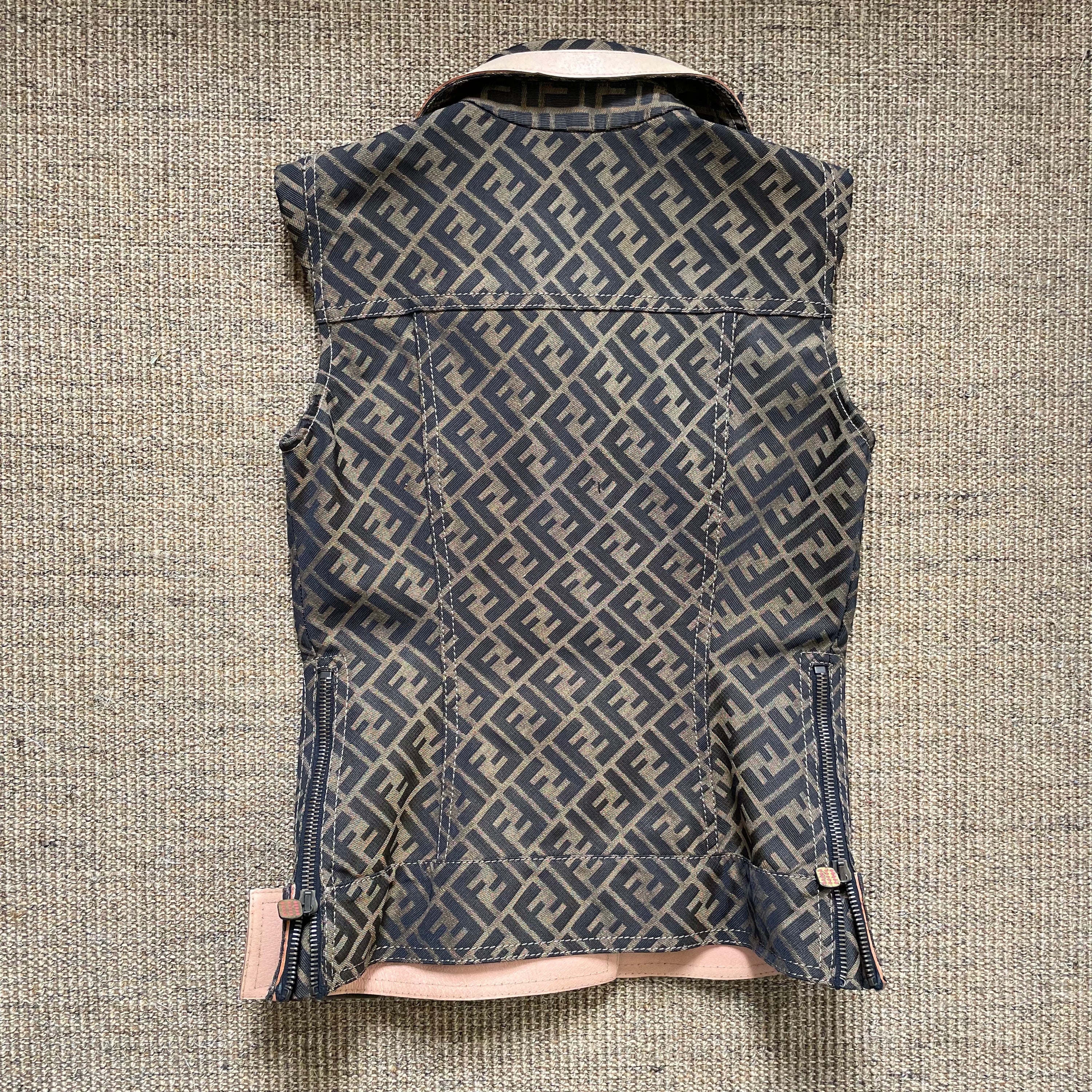 Fendi Vest Monogram