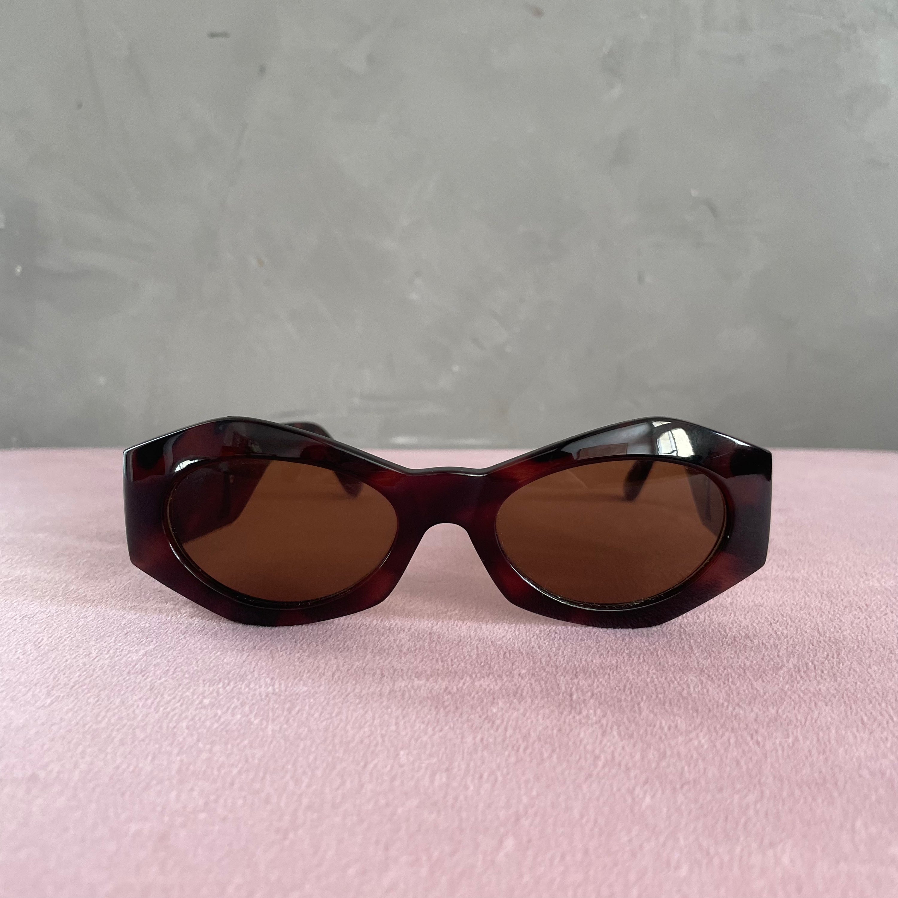 Gianni Versace 422B Sunglasses